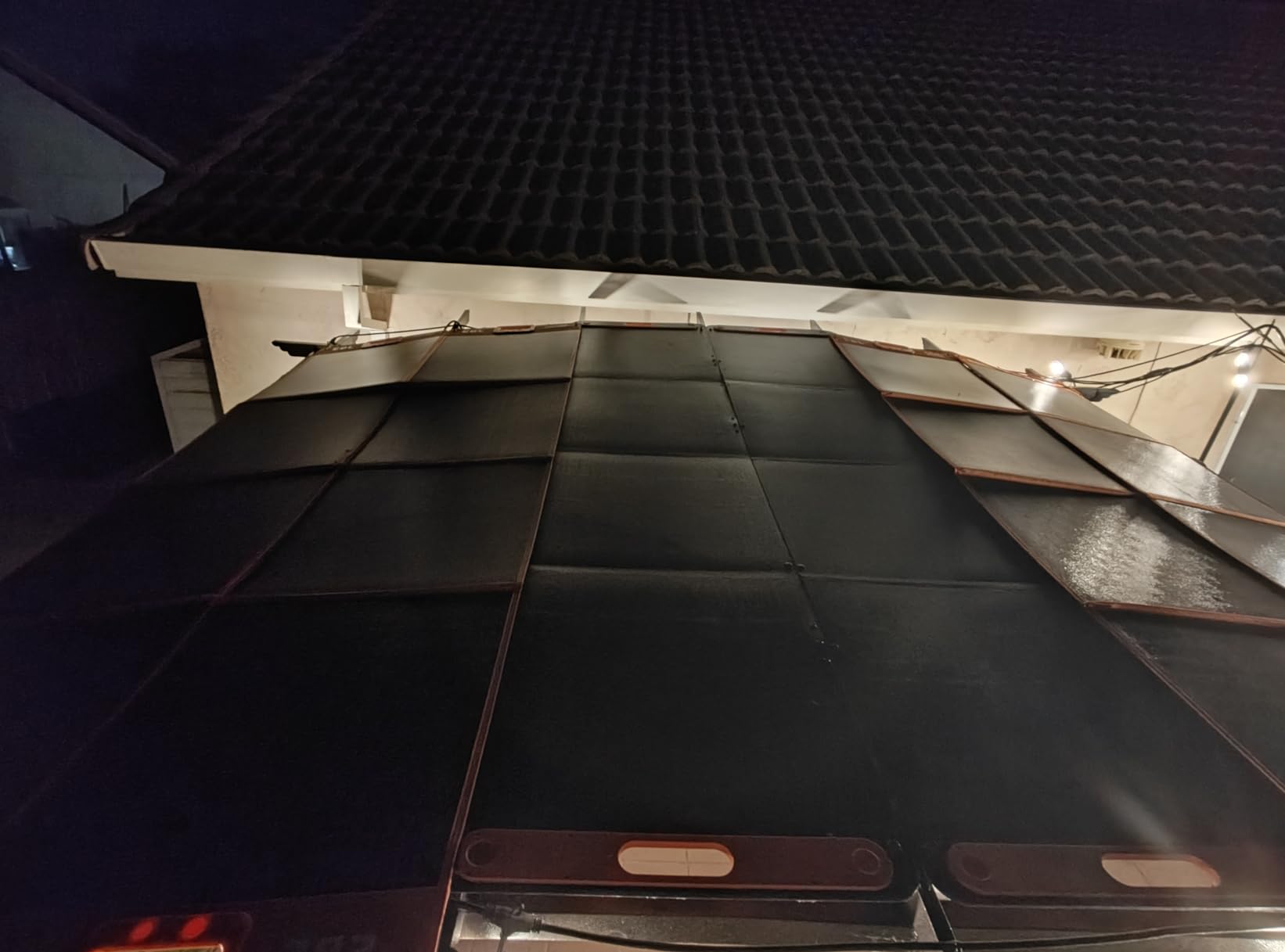 EBL 200W Portable Solar Panel for Power Station, Foldable IP65 Waterproof customer photo 1