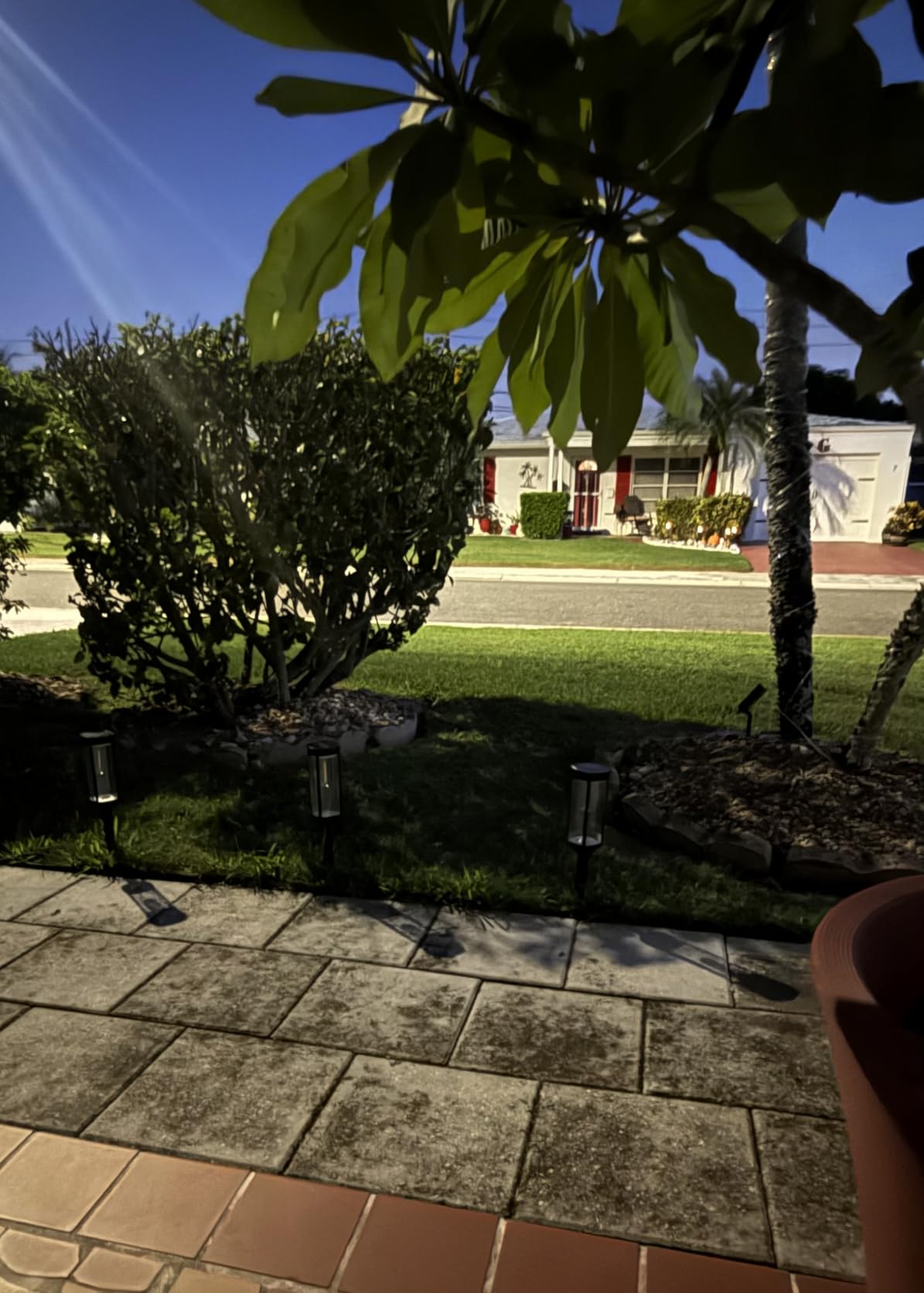 BITPOTT Solar Lights Outdoor, 8 Pack, Warm White, IP65 customer photo 1