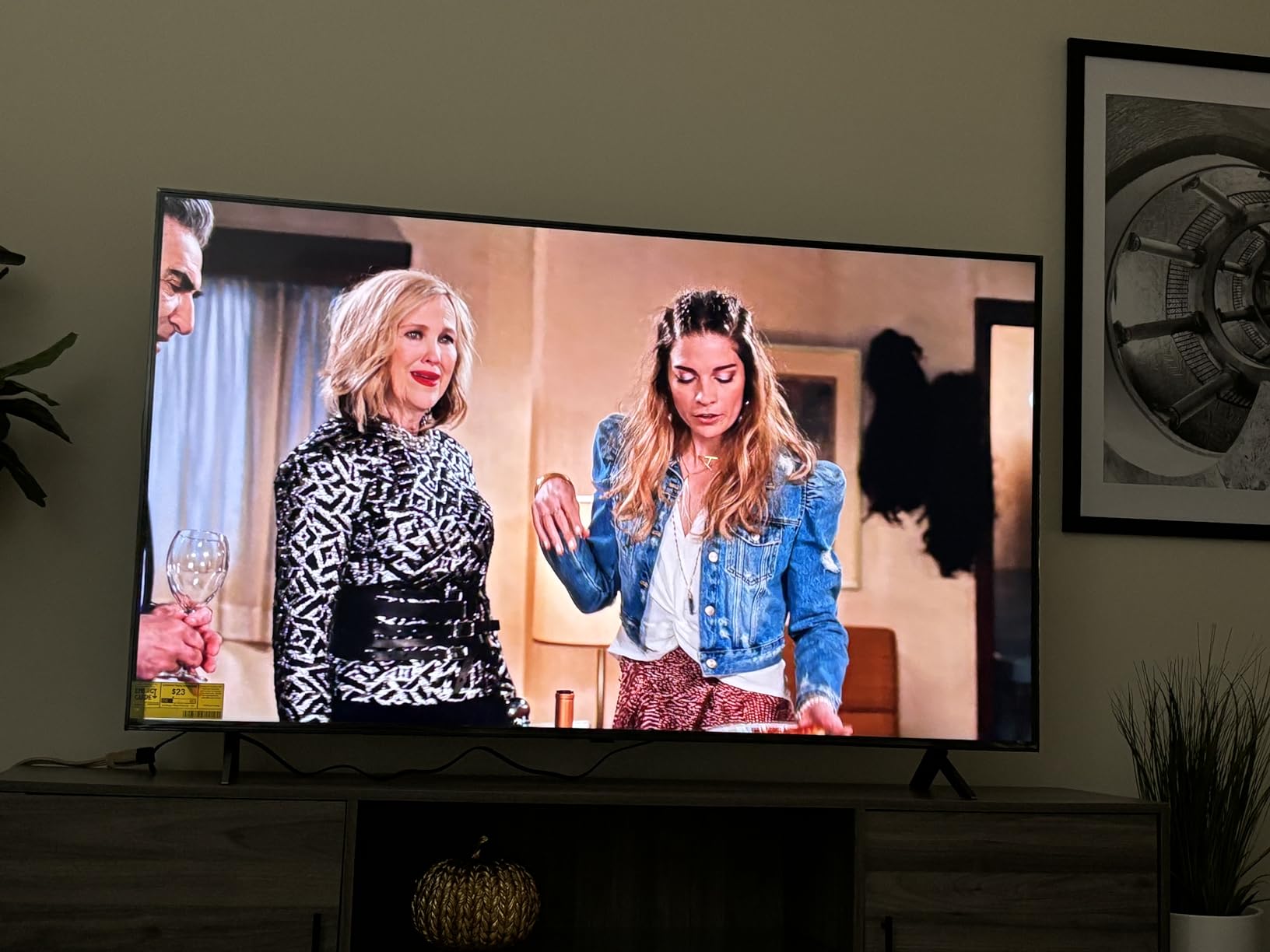 LG QNED80 Series 55-Inch Class QNED Mini LED Smart TV 4K Processor Smart Flat Screen TV for Gaming with Magic Remote AI-Powered 55QNED80URA, 2023 with Alexa Built-in customer photo 2