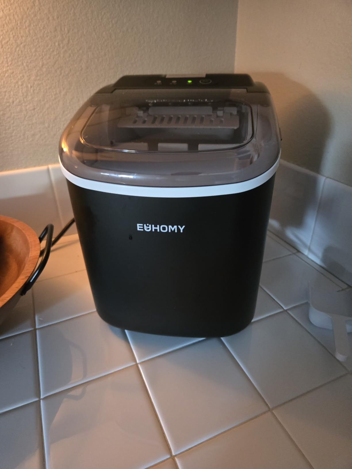 EUHOMY Countertop Ice Maker Machine with Handle, 26lbs in 24Hrs, 9 Ice Cubes Ready in 6 Mins, Auto-Cleaning Portable Ice Maker with Basket and Scoop, for Home/Kitchen/Camping/RV. (Black) customer photo 2