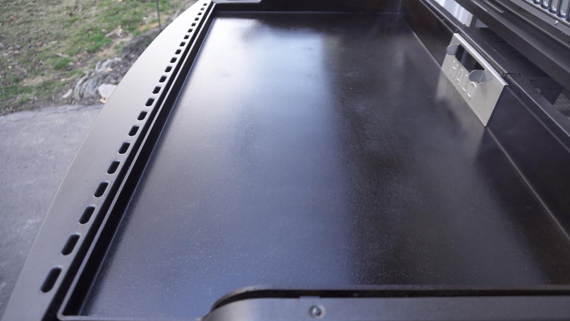 HALO Elite4B Outdoor Griddle | 4 Burner, 8 Cooking Zones | 720 sq. in. (36″ x 20″) Wind-Proof Cooking Surface | Propane Gas Grill | HZ-1001-XNA customer photo 2