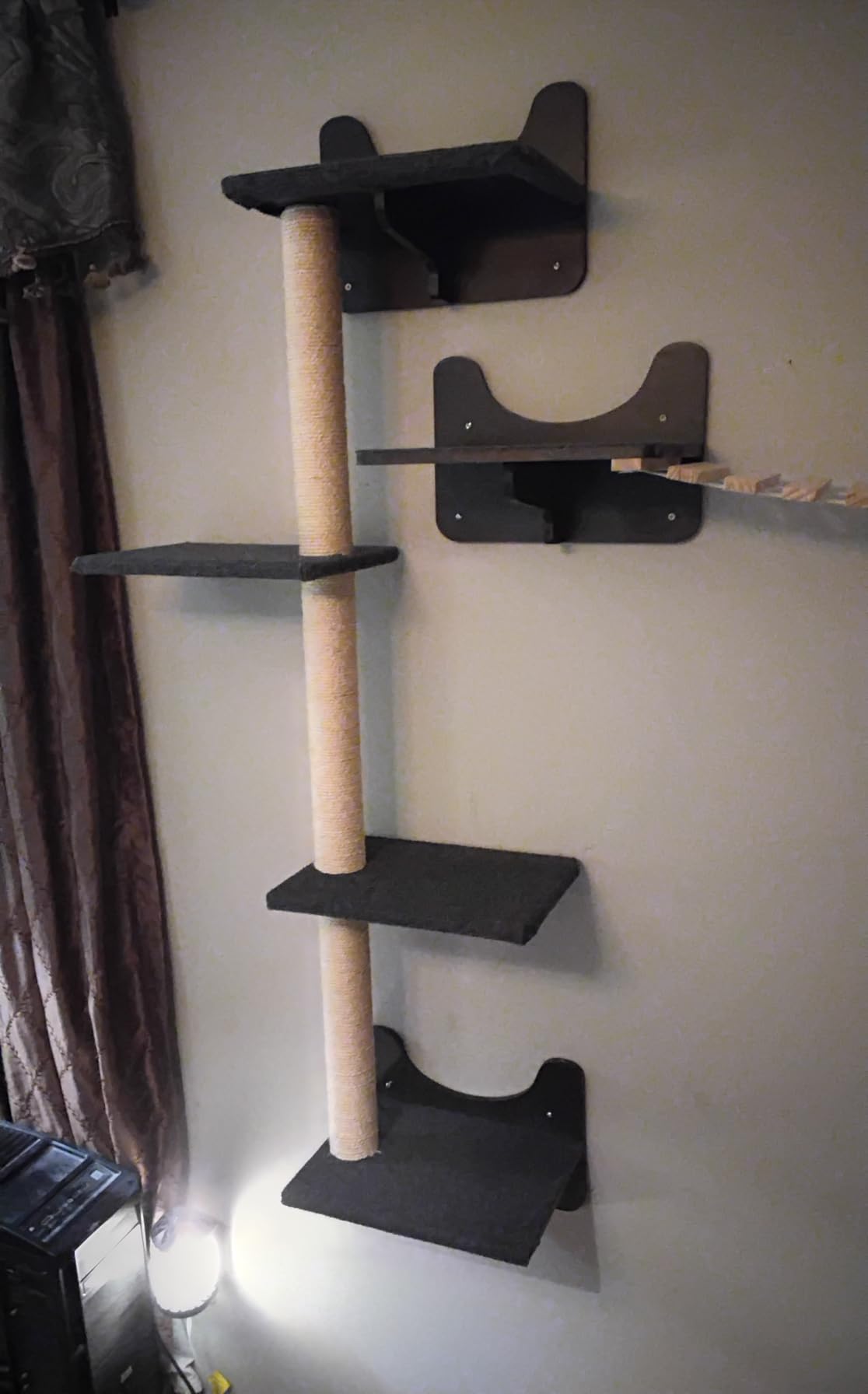NOVGOBHOT Cat Wall Shelves for Large Cats – 9-Piece Wooden Wall-Mounted Cat Shelves Set, Kitty Climbing System with Perches, Scratching Post & Condo House customer photo 1