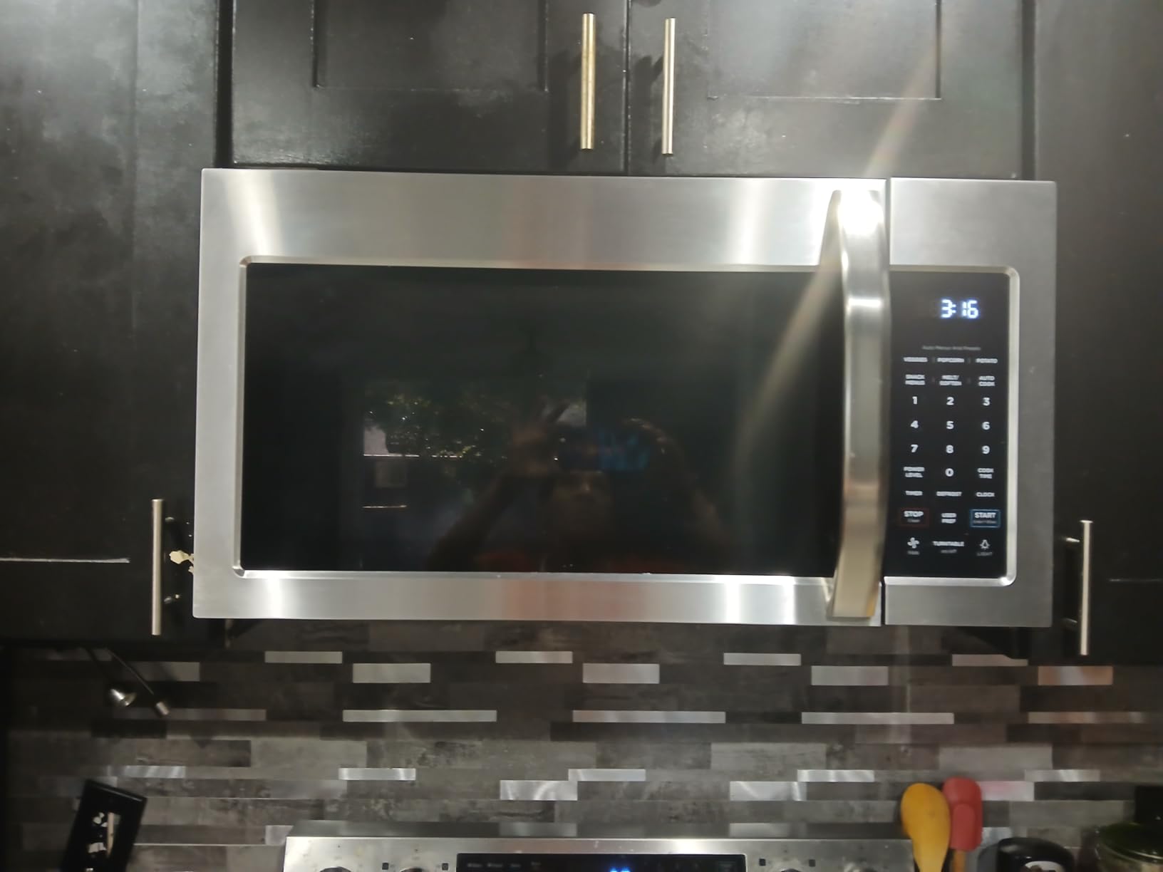 Midea Over the Range Microwave Oven, 1.7 Cu.Ft, 1000W, Stainless Steel customer photo 1