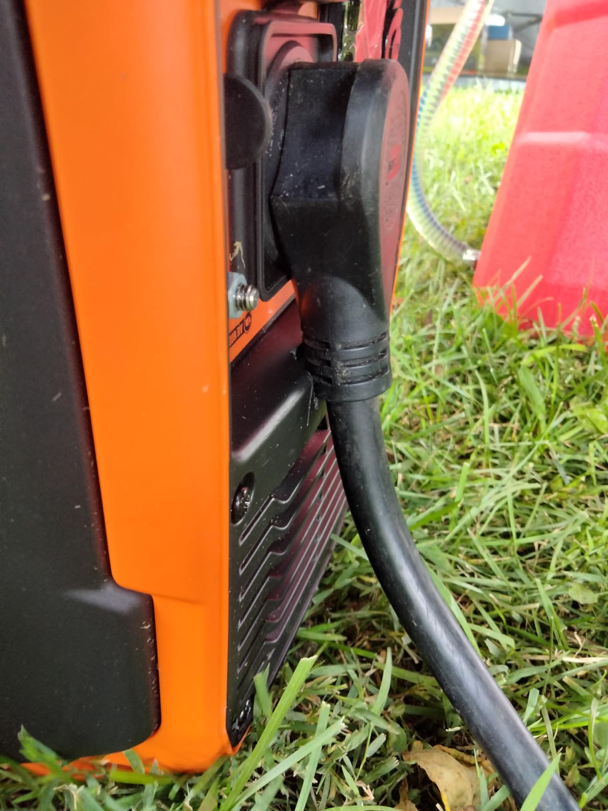 WEN 3600-Watt Portable Inverter Generator, RV-Ready, Quiet and Lightweight with Fuel Shut Off (56360i) customer photo 2