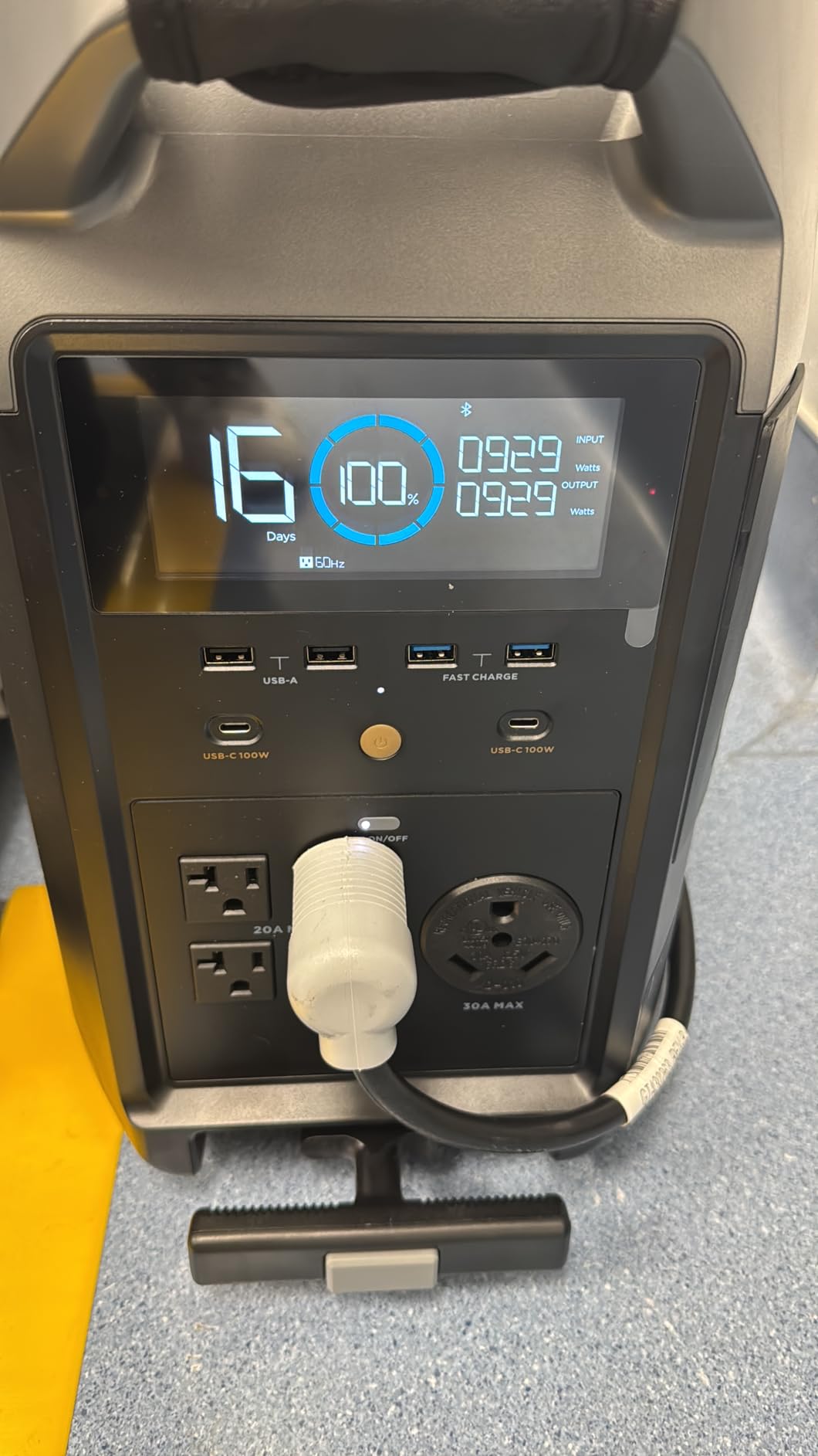 EF ECOFLOW Portable Power Station 3600Wh DELTA Pro, 120V 3600W AC Output customer photo 2