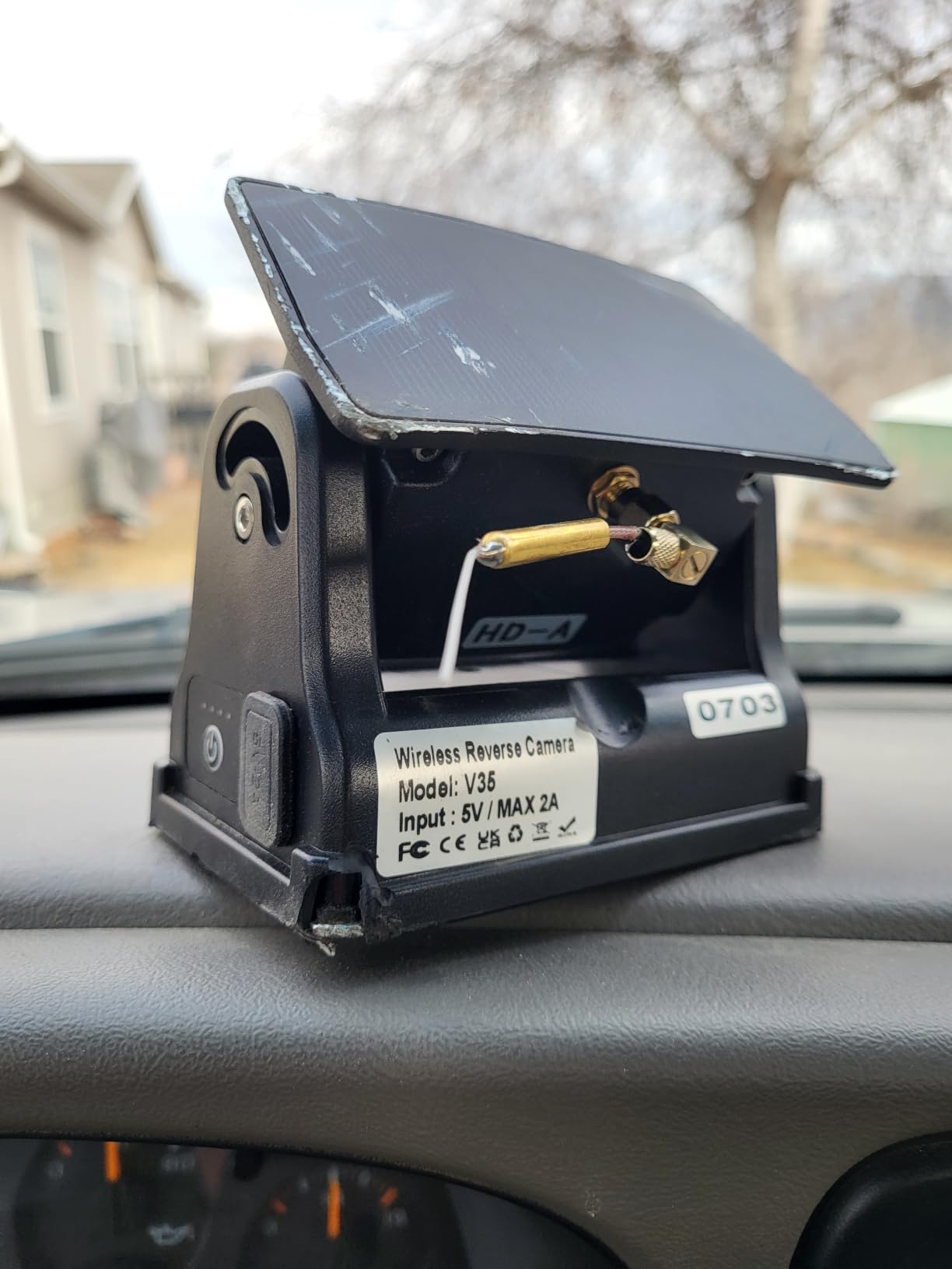 Wireless Backup Camera Solar Magnetic: Portable Cordless Scratch-Proof Truck Trailer Hitch Rear View Camera HD 1080P No Wiring No Drilling Rechargeable 5'' Monitor Kit for Car RV Camper - DoHonest R50 customer photo 1