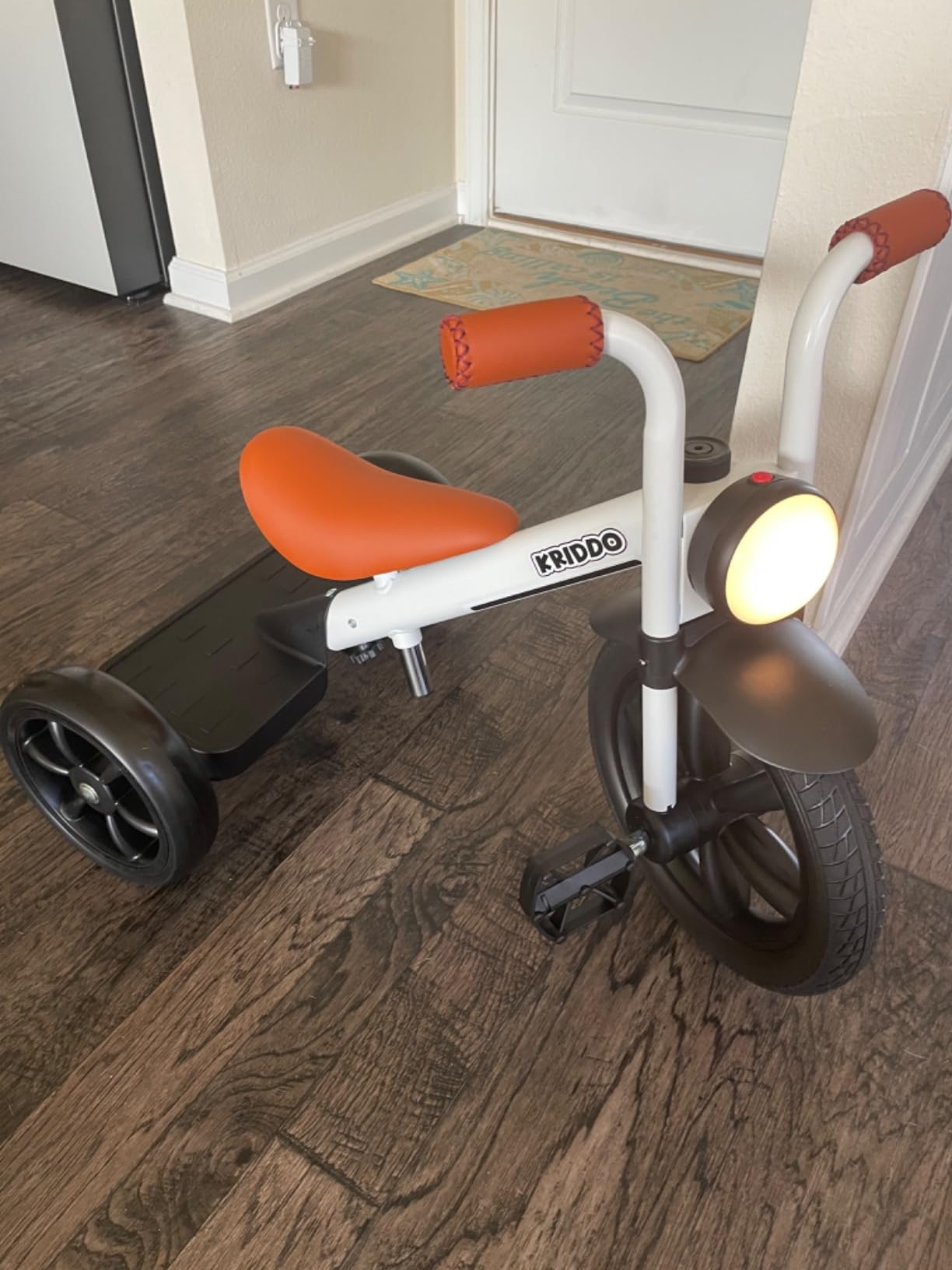 KRIDDO Tricycle for Toddlers 2-5 Years: Rubber Front Wheel, Front Light customer photo 2