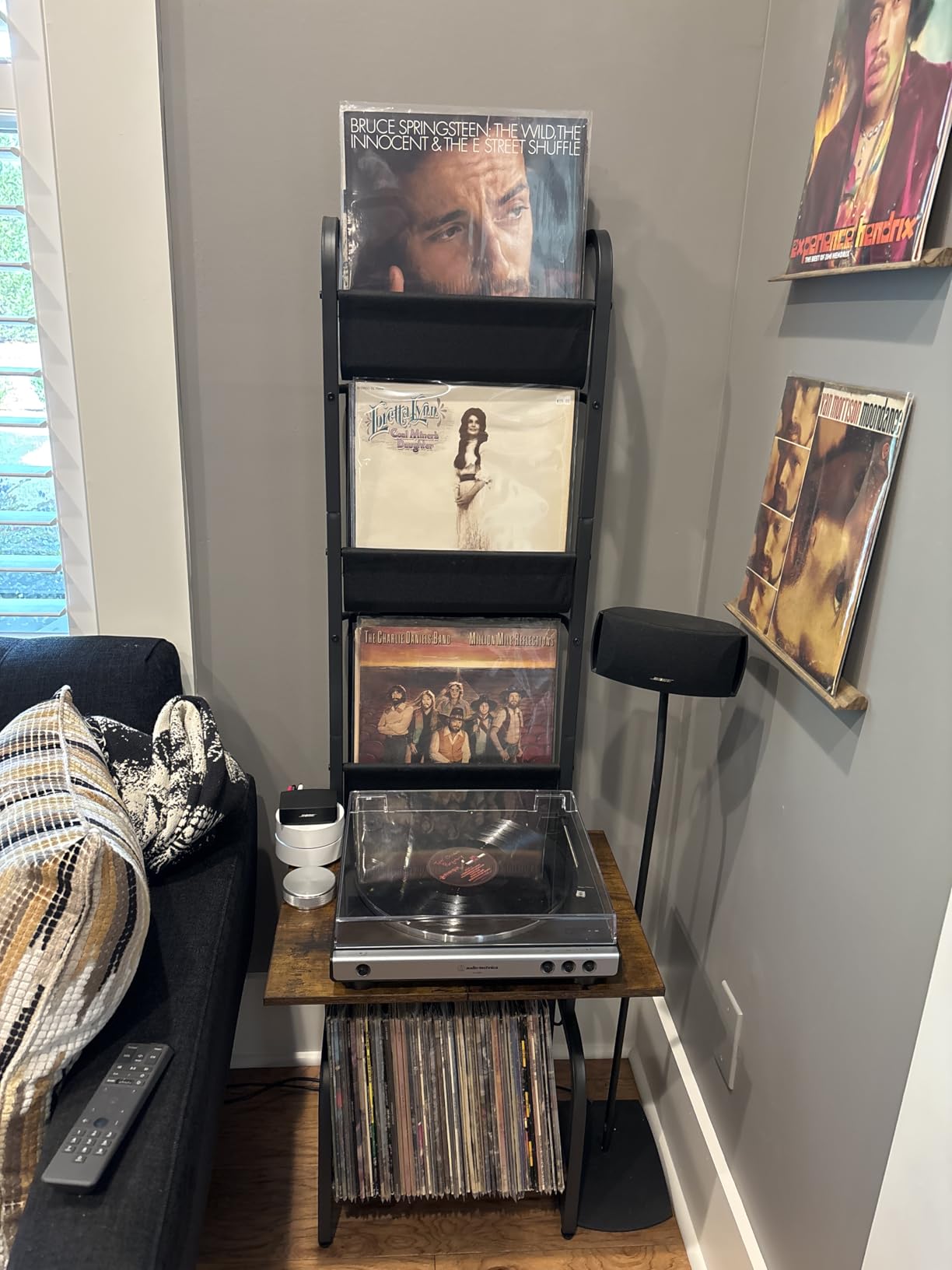 Tewinko Record Player Stand with Vinyl Storage, Record Player Table with Vinyl Record Storage up to 200 Albums, Turntable Stand with Record Holder Display Shelf, Record Player Cabinet Organizer Rack customer photo 2