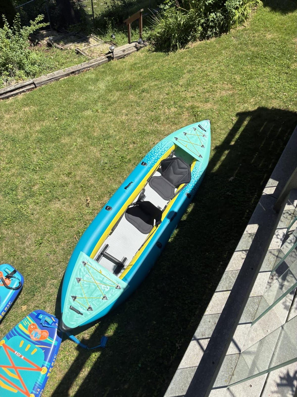 GYMAX Inflatable Kayak, 12.5Ft 507lbs Tandem Kayak with 2 Aluminum Paddles, 2 Padded Seats, Footrests, 2 Fins, Hand Pump, Carry Bag & Repair Kit, 2 Person Fishing Touring Kayak for Adults customer photo 1