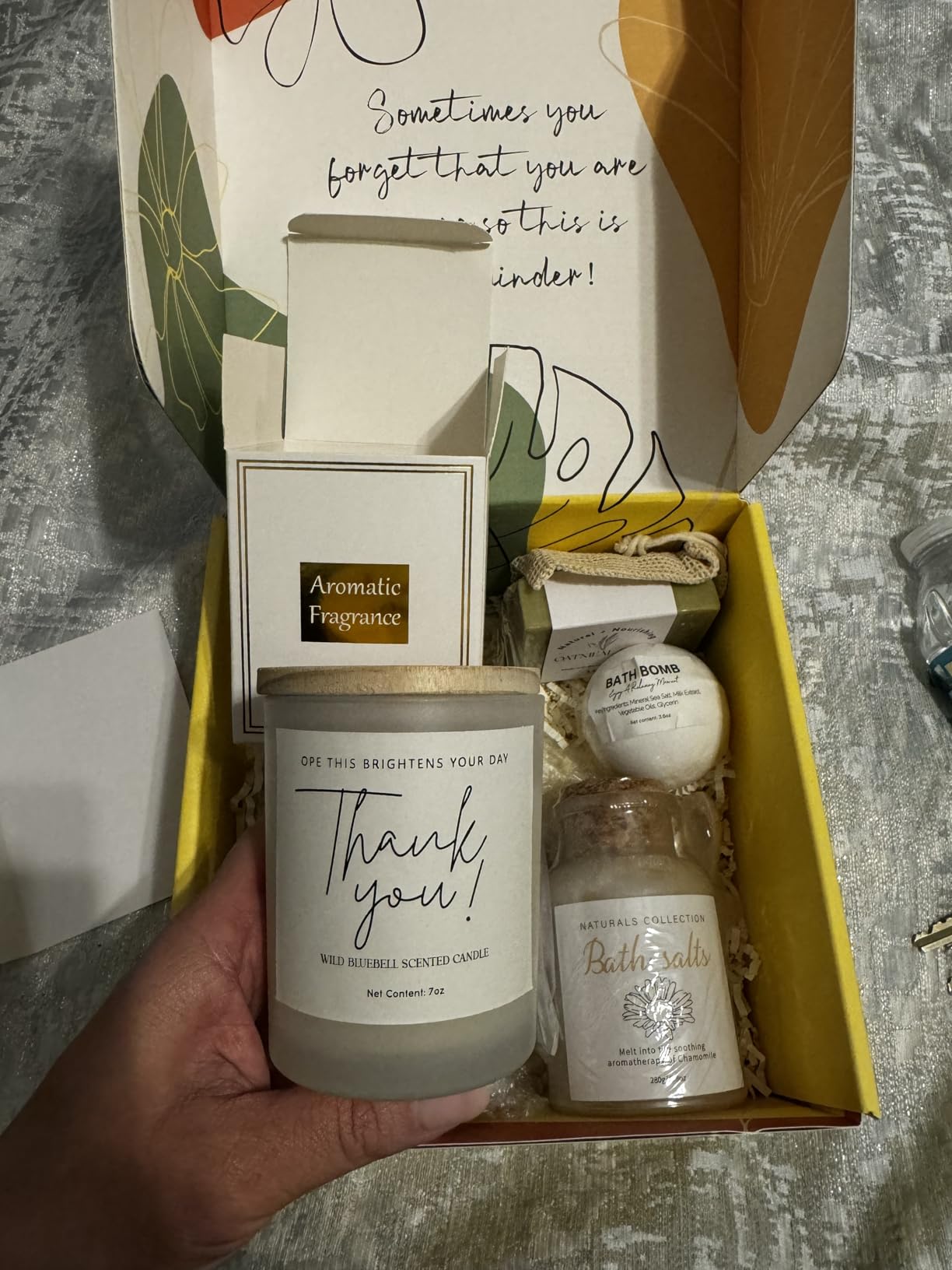 Thank You Gifts for Women, 8pcs Employee Appreciation Gifts Baskets for Women Thank You Farewell Gifts for Coworkers Teacher Boss Hostess Secretary Nurse Mom Pastor- Best Spa Gratitude Box w/Candle customer photo 1
