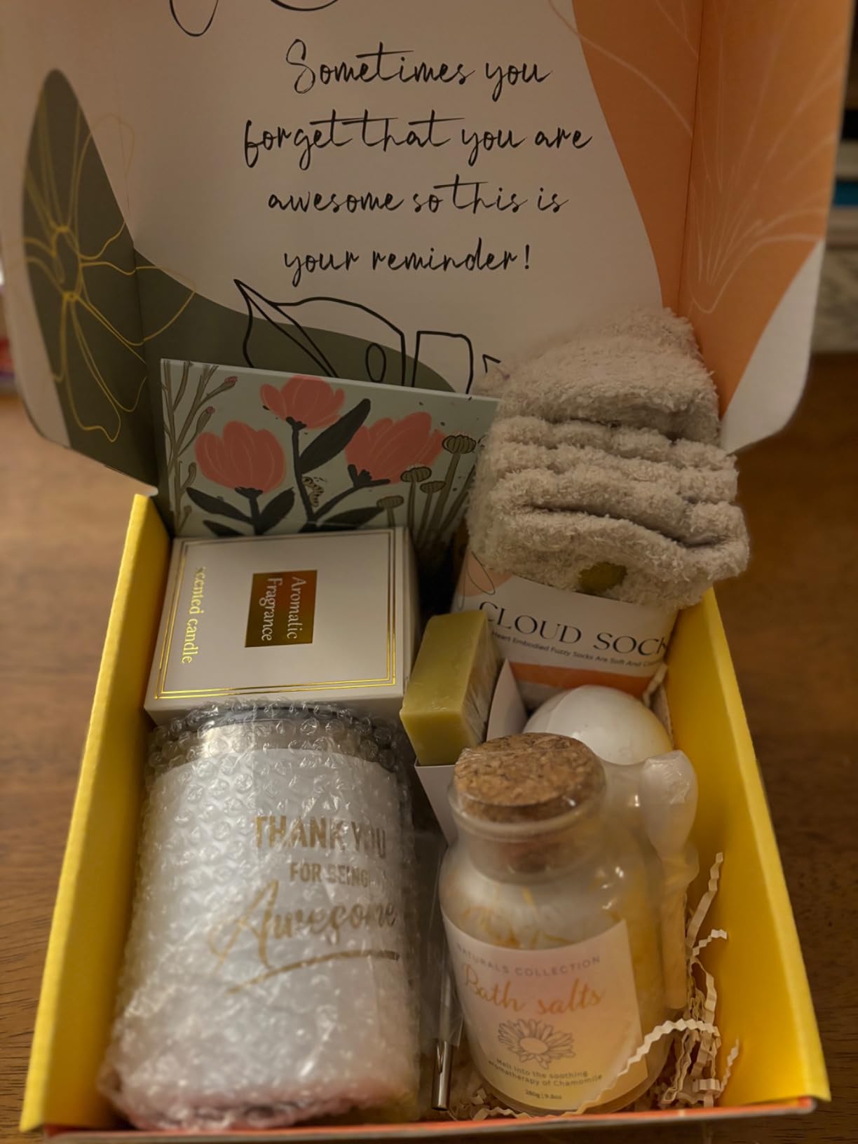 Thank You Gifts for Women, 8pcs Employee Appreciation Gifts Baskets for Women Thank You Farewell Gifts for Coworkers Teacher Boss Hostess Secretary Nurse Mom Pastor- Best Spa Gratitude Box w/Candle customer photo 2