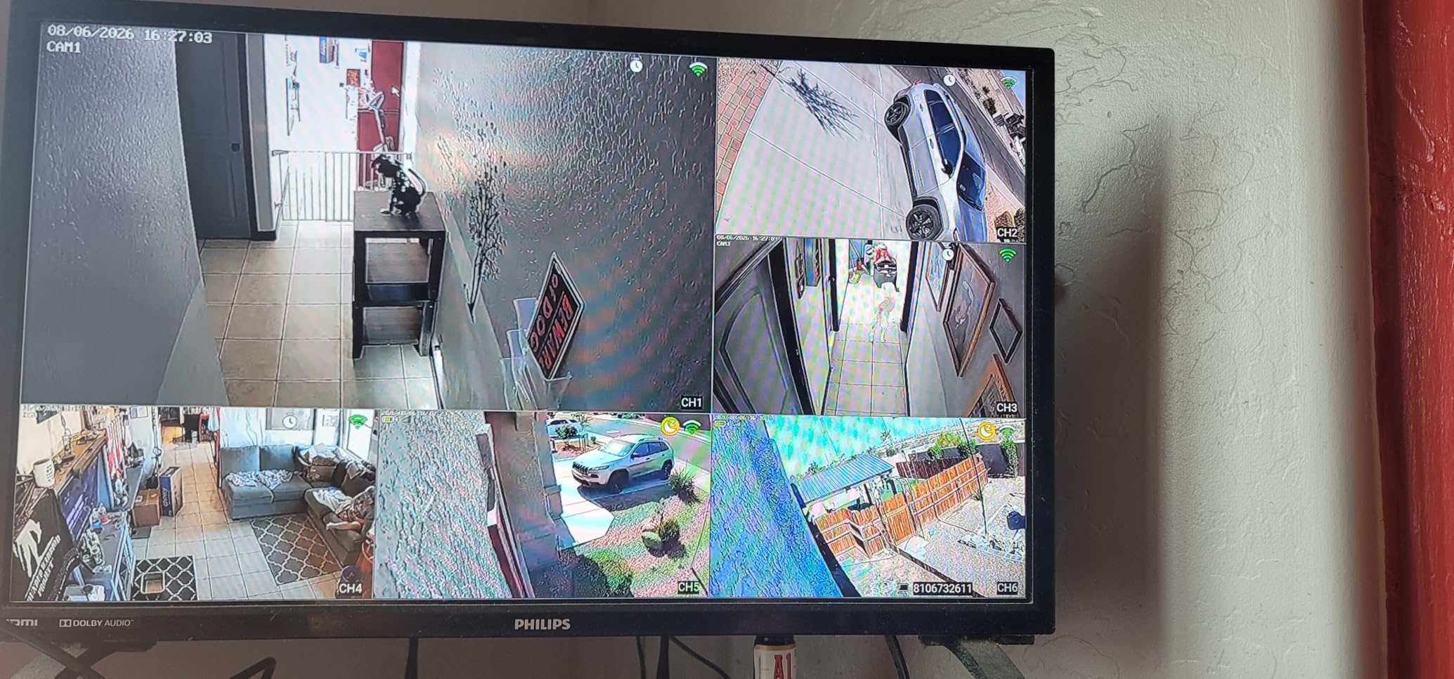 Hiseeu 2K 4MP Solar Security Cameras Wireless Outdoor, 2.4G/5G Home WiFi customer photo 1