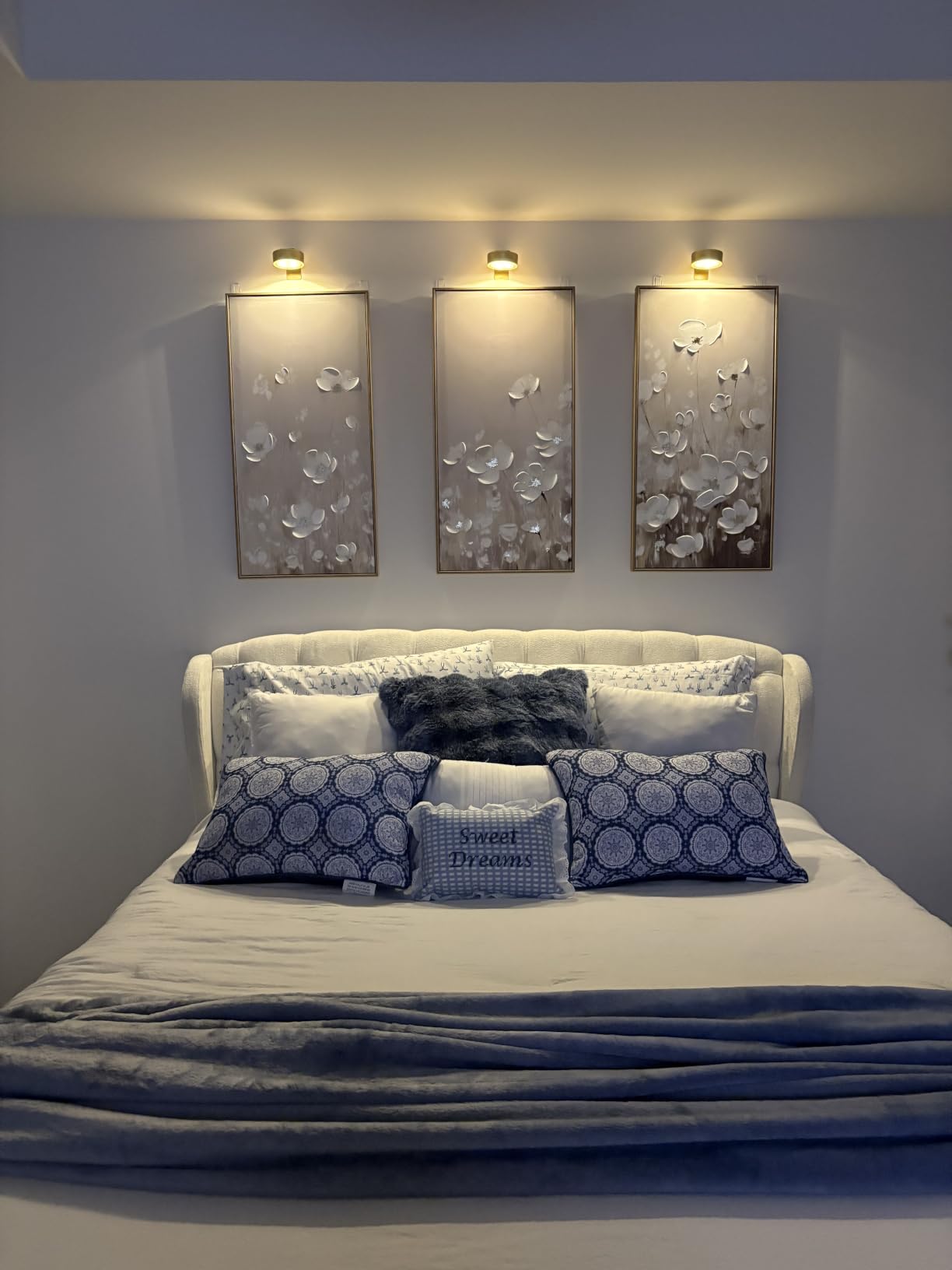 Picture Lights for Wall, Wireless Poster Lights Battery Operated, Gold customer photo 2