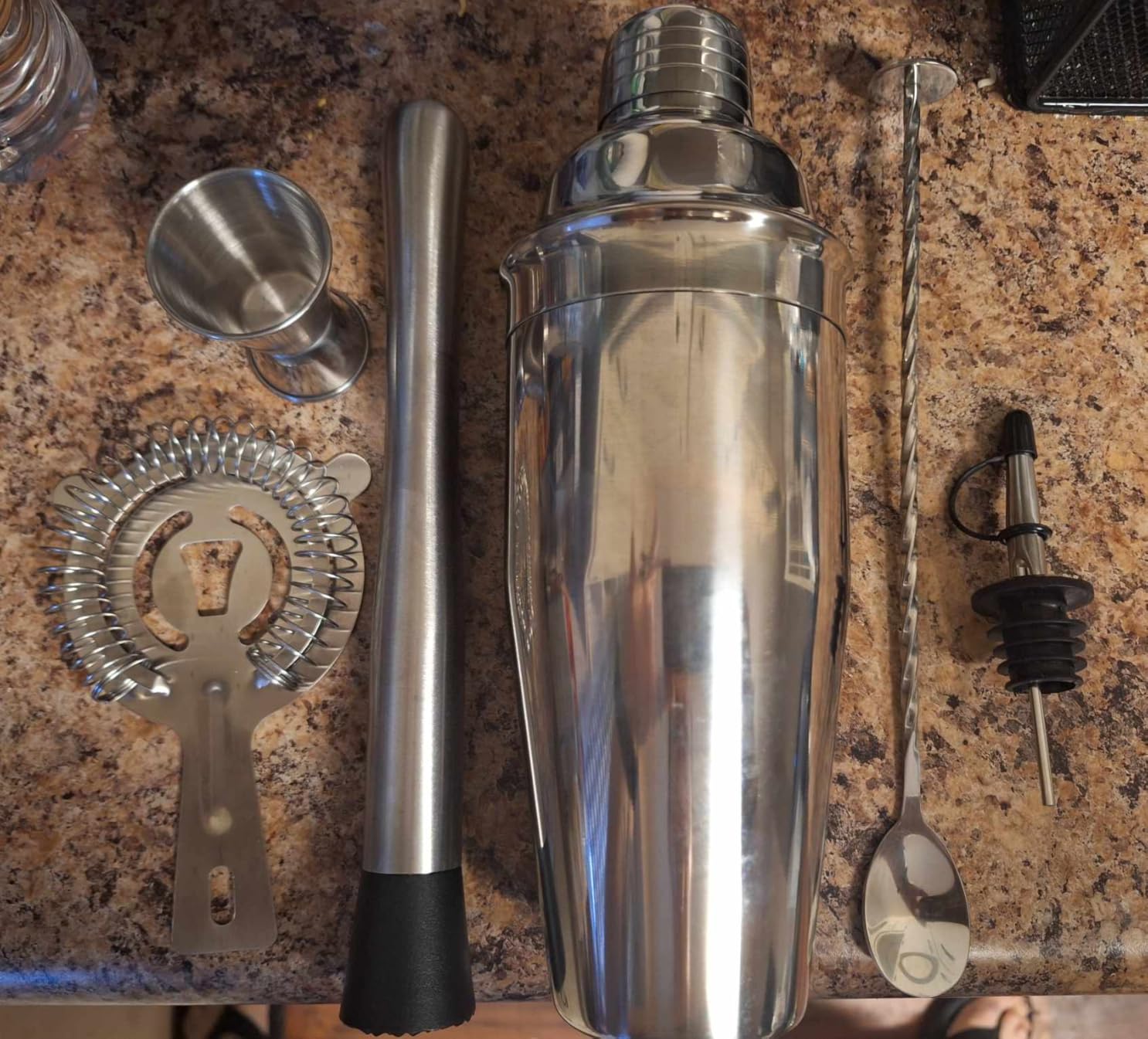 ZPUFAW 6-Piece Cocktail Shaker Set, Bartender Kit, Drink Shaker, Bar Set | Stainless Steel Cocktail Set with 24oz Martini Shaker, Strainer, Muddler, Jigger, Mixing Spoon, Pour Spout, Housewarming Gift customer photo 2