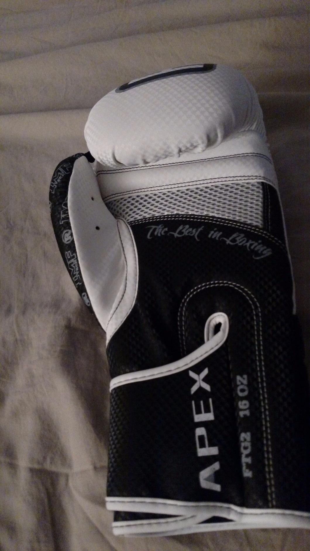 Ringside Apex Flash Sparring Gloves, IMF-Tech Boxing Gloves with Secure Wrist Support, Synthetic Boxing Gloves for Men and Women customer photo 2
