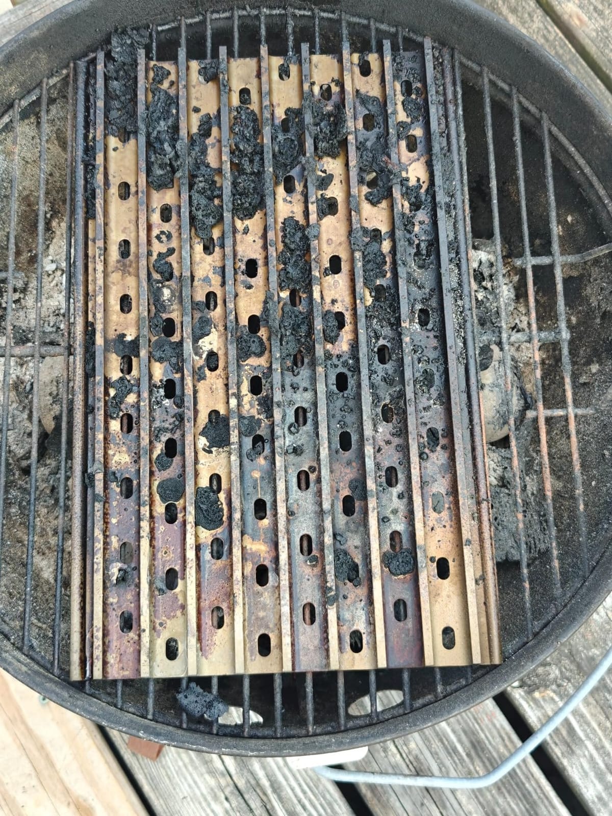 GrillGrate Flavor Zone | Universal Grill Accessory for Gas Grills, Pellet Grills, or Charcoal Grills | Hard Anodized Aluminum | 15 for Any Grill customer photo 2