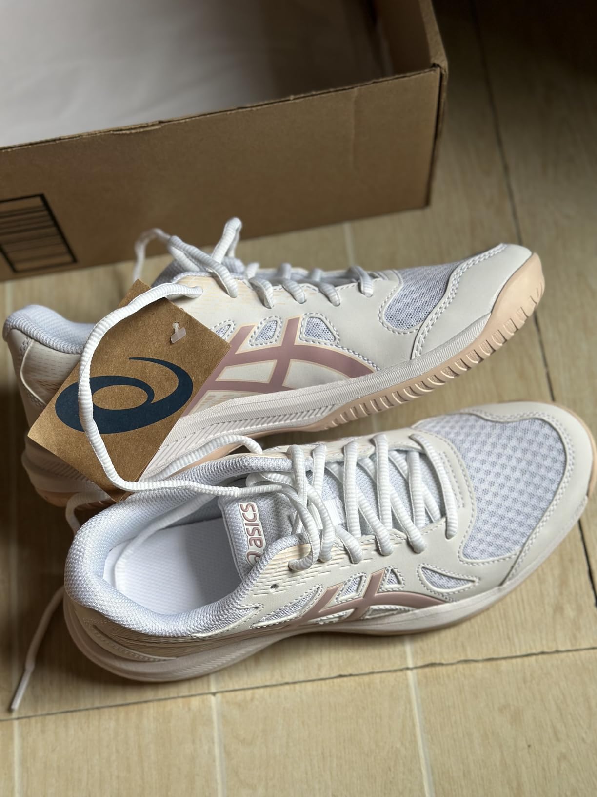 ASICS Women's Upcourt 6 Volleyball Shoes customer photo 1
