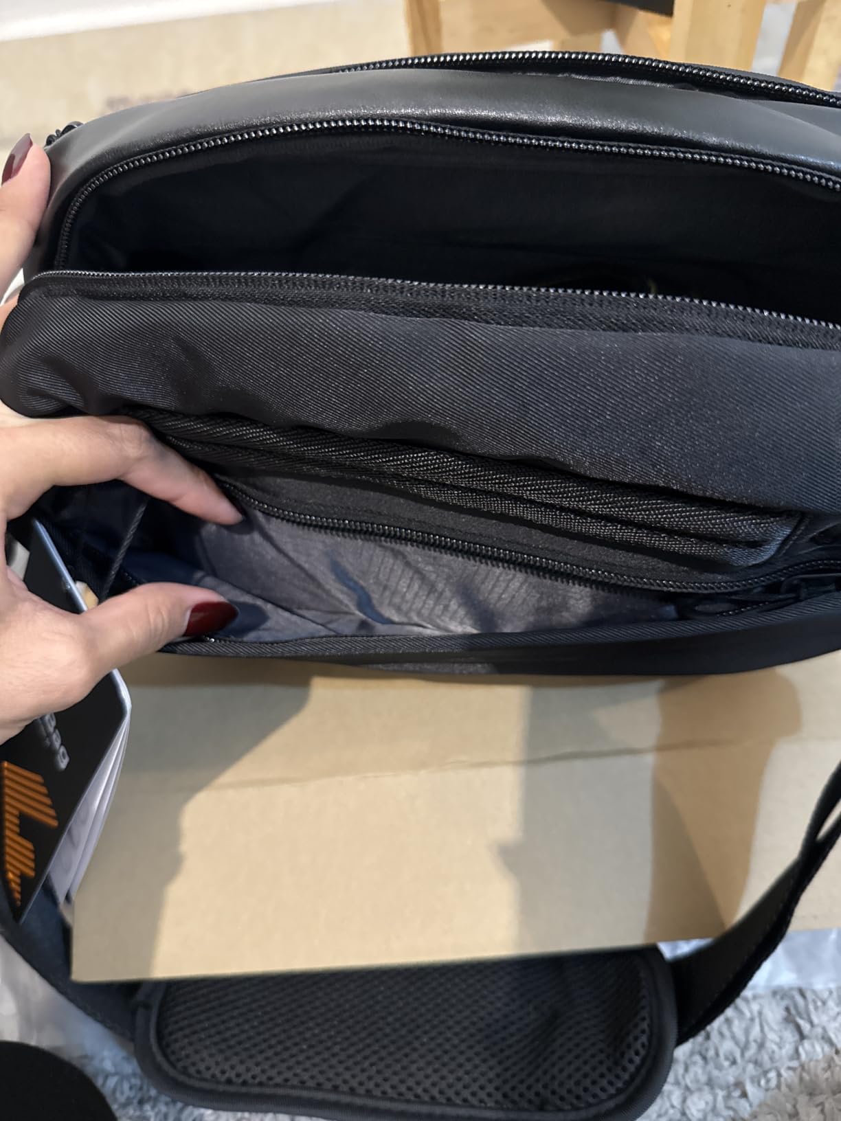 K&F CONCEPT Camera Sling Bag, Everyday Shoulder Crossbody Bag customer photo 2