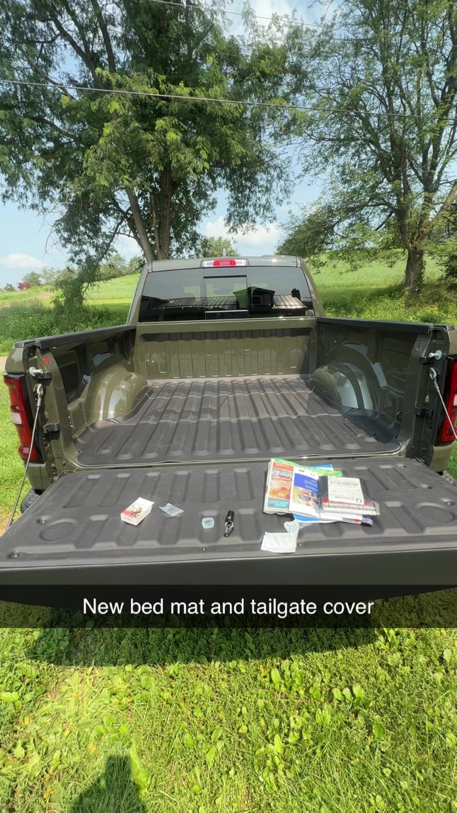 LASFIT Truck Bed Mat for Chevrolet Silverado/GMC Sierra 1500 2019-2026 customer photo 2