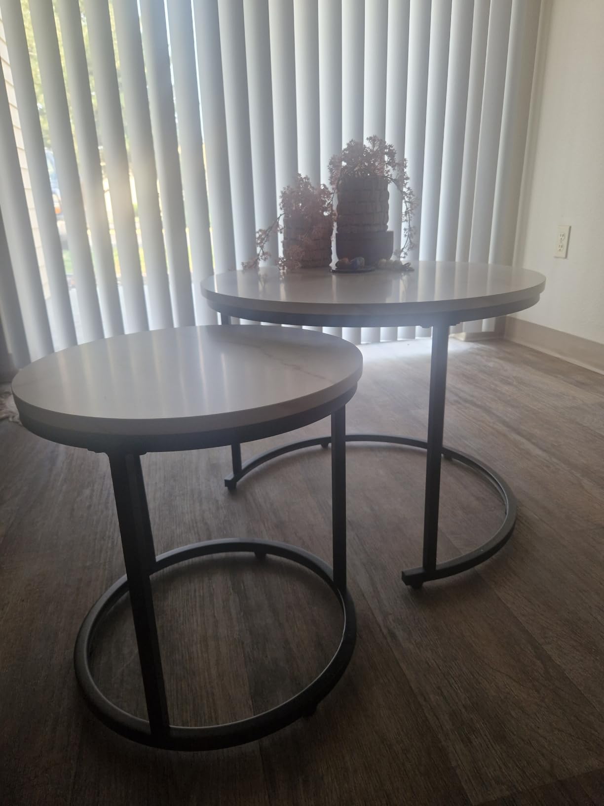 aboxoo Coffee Table Nesting Round Table Set of 2 Side Table with Sturdy Metal Frame for Living Room Bedroom Apartment Modern Industrial Simple Nightstand,Rustic Brown customer photo 2