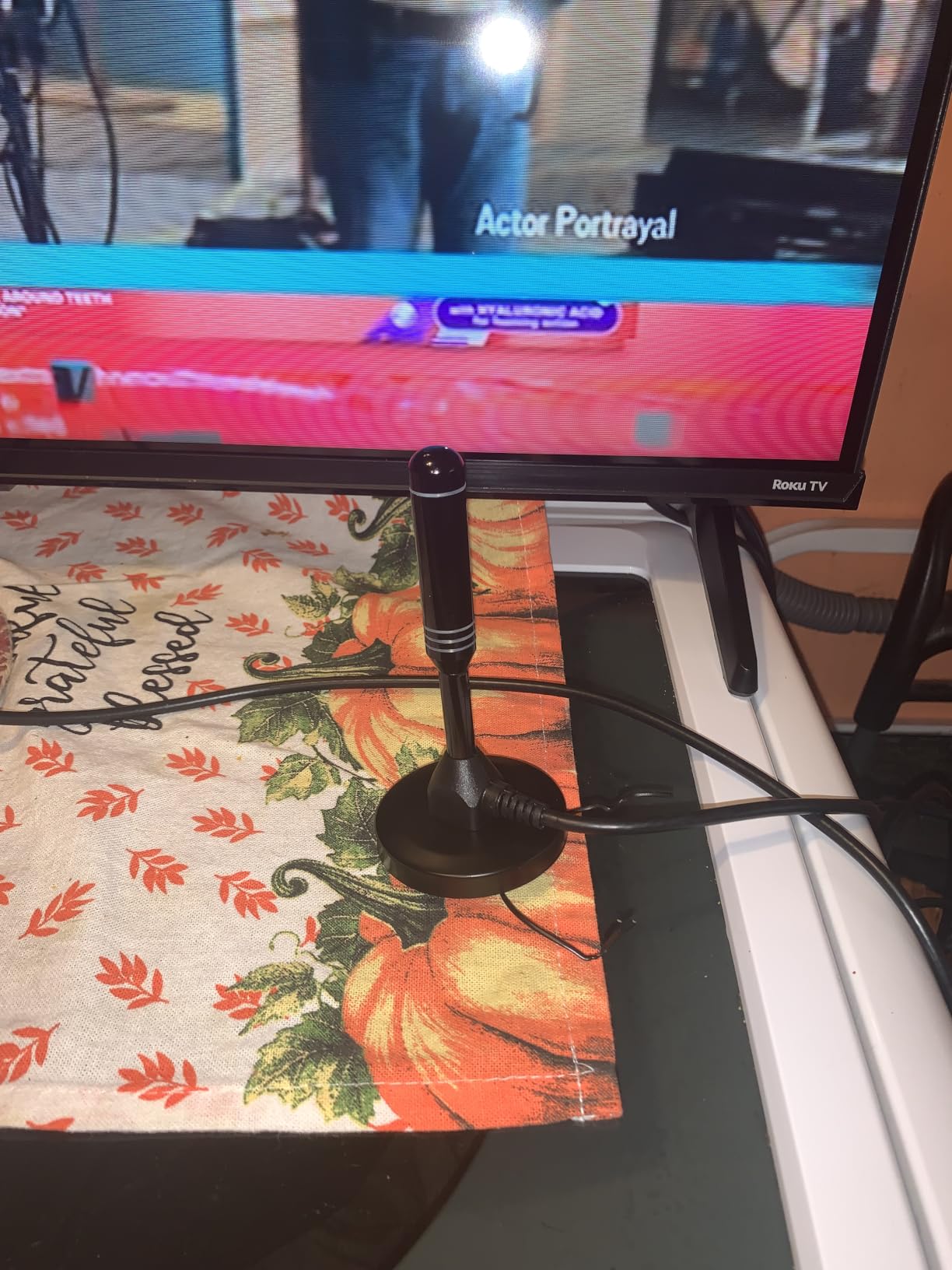 Hisense 40-Inch Class A4 Series FHD 1080p Smart Roku TV with Alexa Compatibility (40A4NR) - Dolby Audio, Slim Bezel Design, Google Assistant customer photo 2
