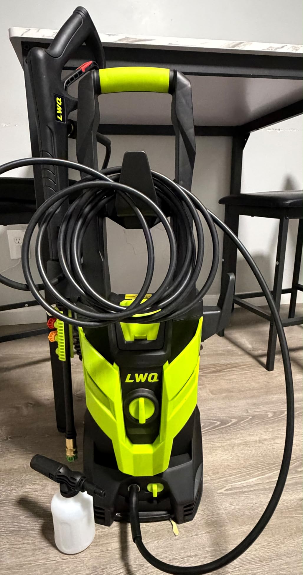 Pressure Washer, Portable Power Washer, 4 Quick Connect Nozzles, High Pressure Cleaning Machine for Car Fence Driveway Patio Washing and More(Light Green) customer photo 1