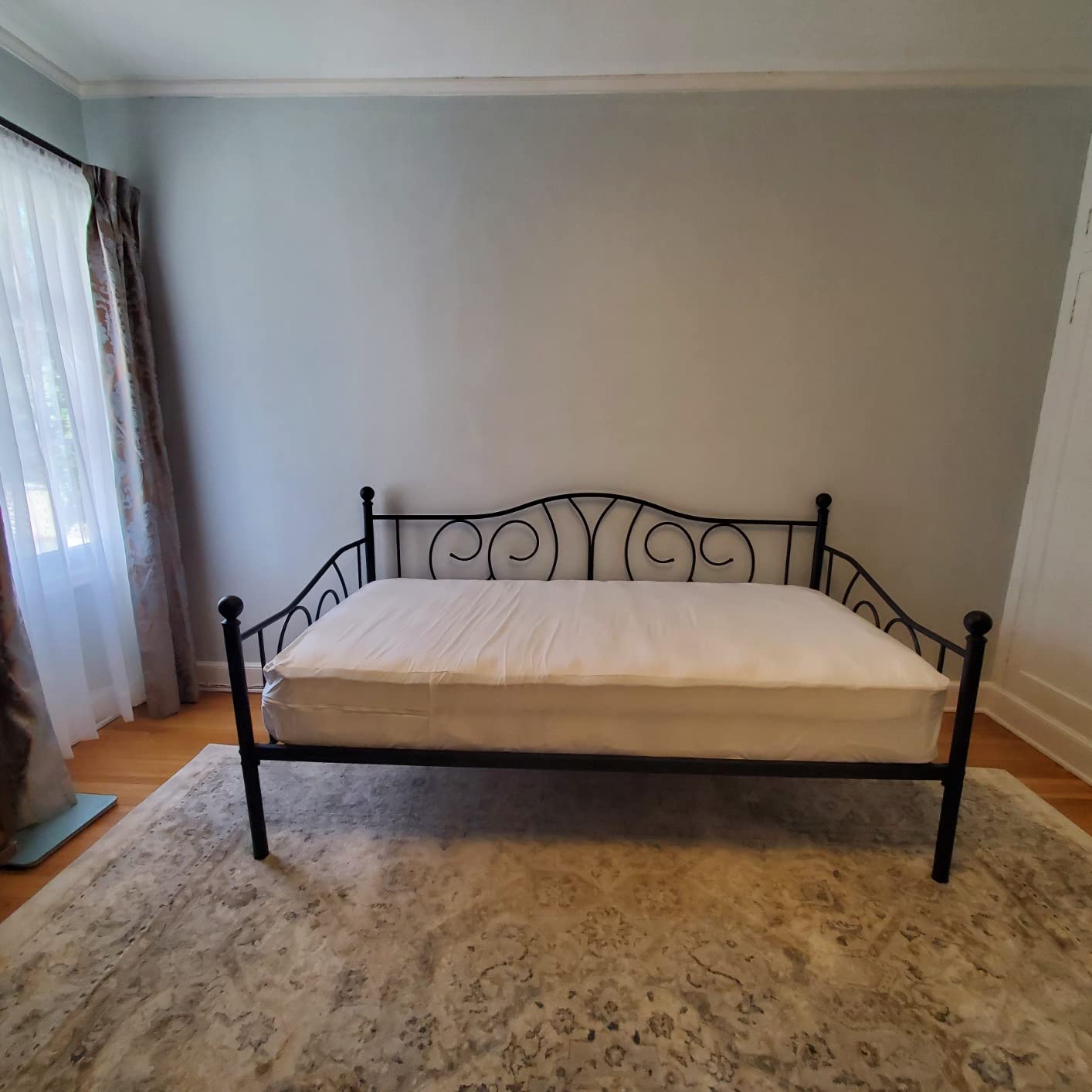 VECELO Twin Daybed Frame with Metal Slats, Modern Platform Bed Sofa for Living Room Bedroom Guest Room, Under-Bed Storage Space,Heavy Duty/Easy Assembly customer photo 1