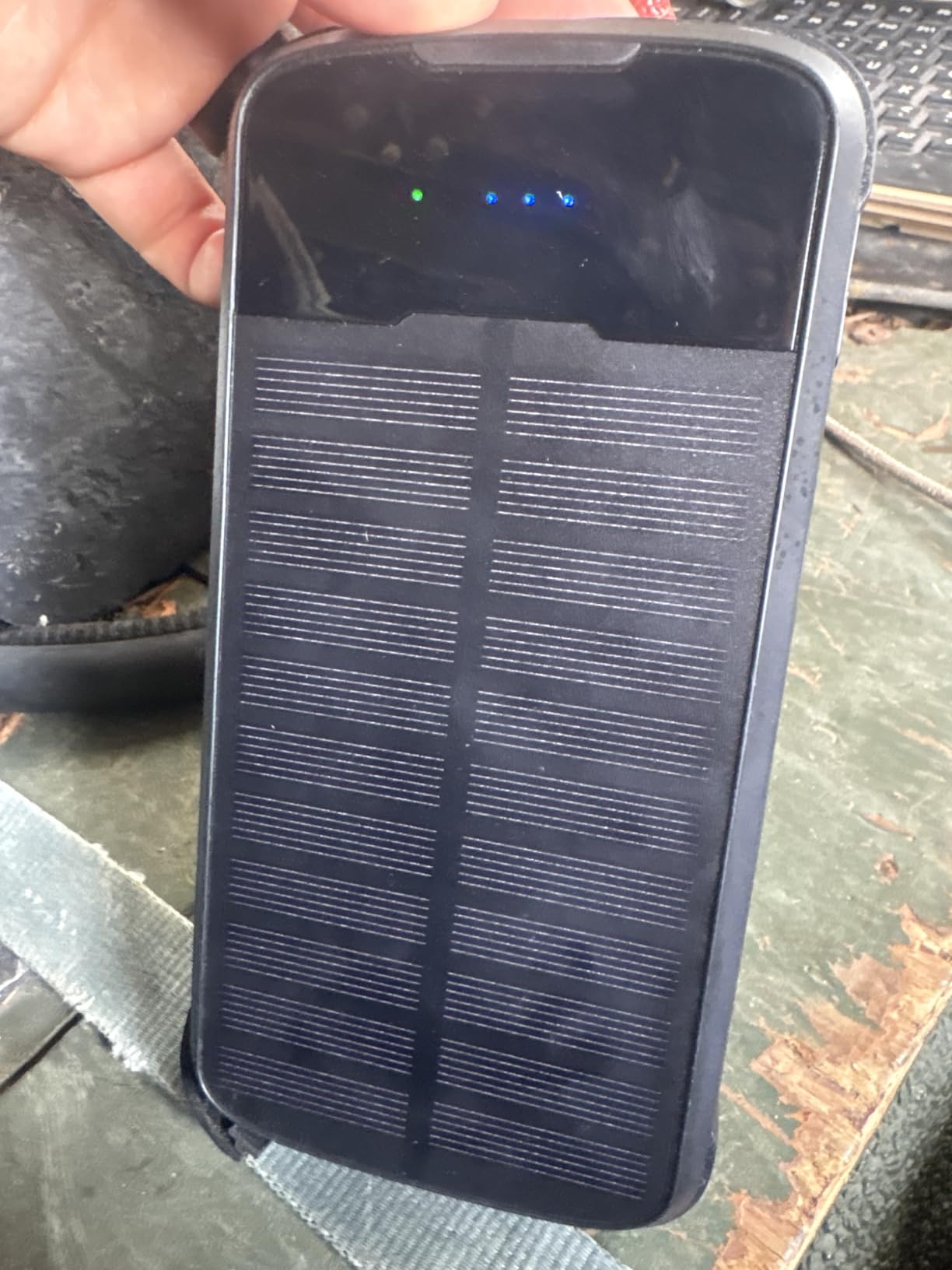 Solar Power Bank 40000mAh PD20W Fast Charging Portable Solar Charger customer photo 1