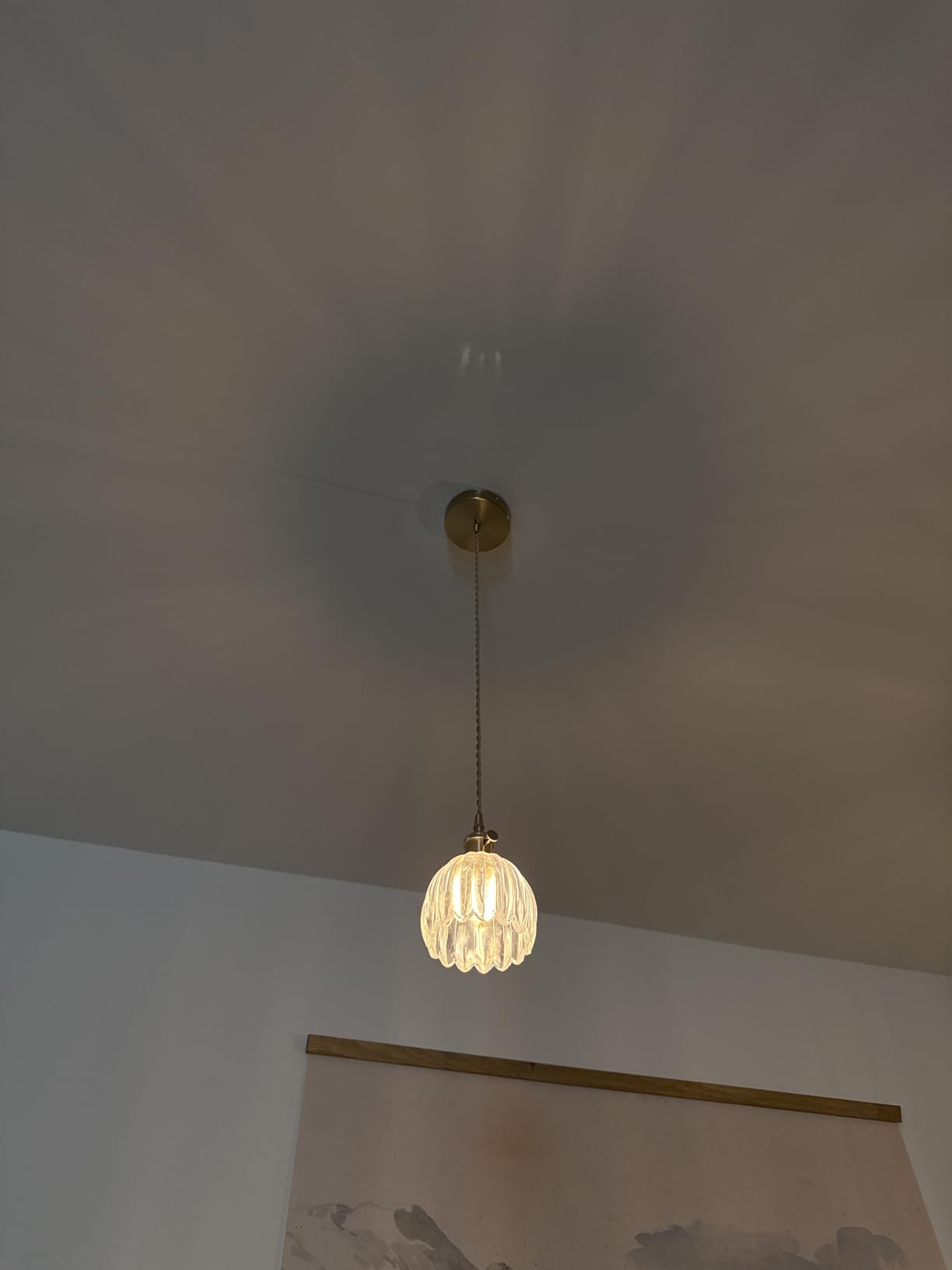 Shenmoyl Pendant Light 2 Pack with Clear Striped Glass Lmapshade, Brass Vintage Pendant Light Adjustable Hanging Light for Kitchen Island Dining Room Hallway customer photo 1