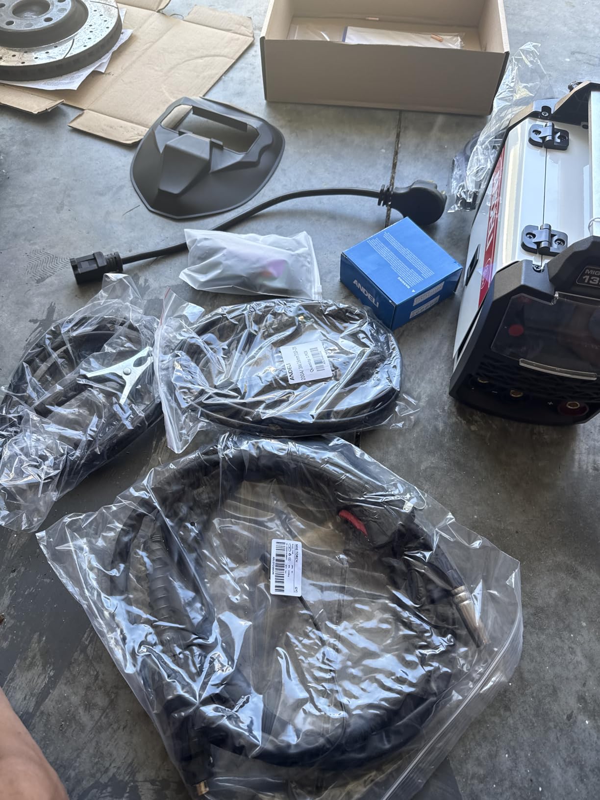 ANDELI 110V/220V MIG Welder 135A ,PULSE Flux Core/Lift TIG/Stick 4-in-1 customer photo 2