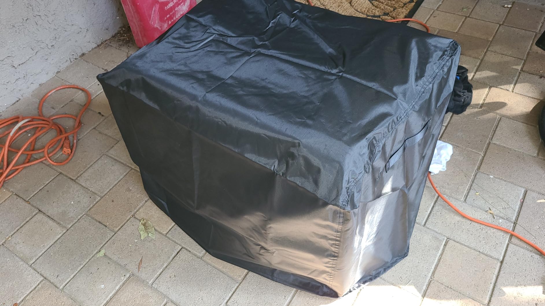 Generator Cover for 5000 ‑10000W, 32 x 24 x 24 Inch, Black customer photo 1