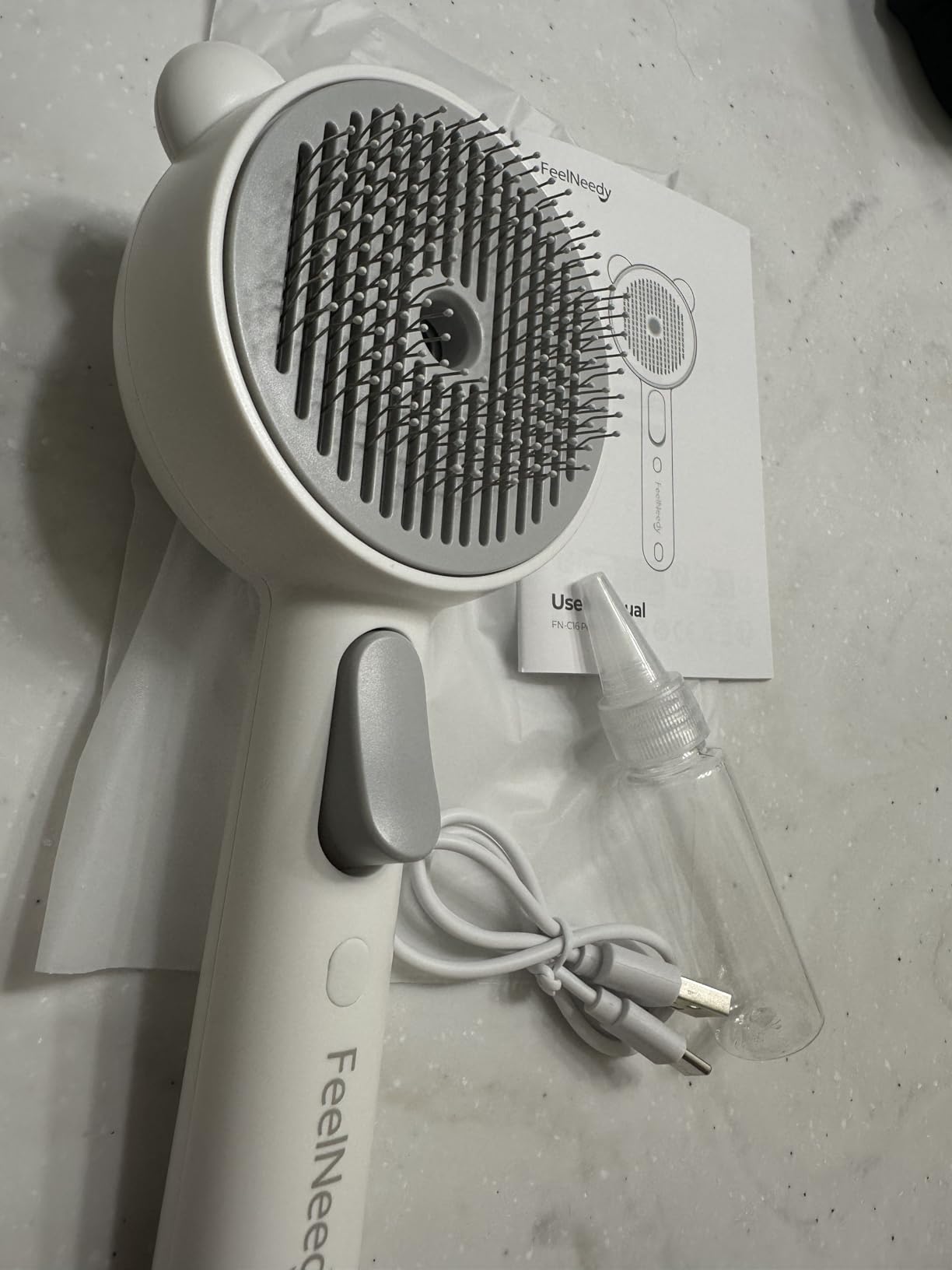Cat Steam Brush, Brushes for Indoor Cats with Release Button, Undercoat Removal Grooming Supplies, Dual Spray USB Rechargeable, Cat Brush for Shedding for All Long-haired and Short-haired Pets customer photo 1