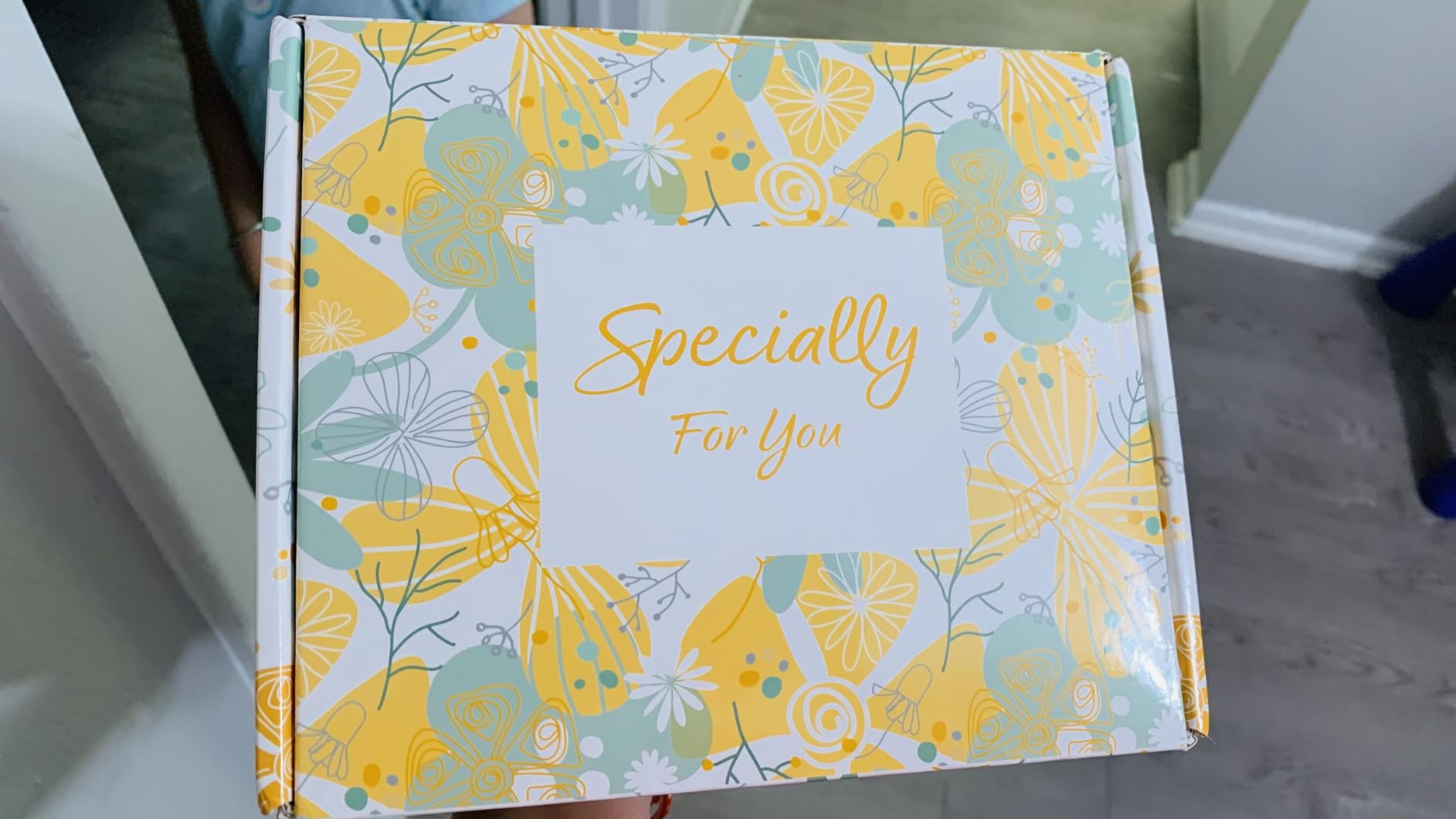 Thank You Gifts for Women,10PCS Teacher Appreciation Gifts,Birthday Gifts | Employee Appreciation Gifts for Coworkers Women Teachers Friends Mom Her Bosses Day Christmas Nurse Secretary w/ Thanks Cards customer photo 2