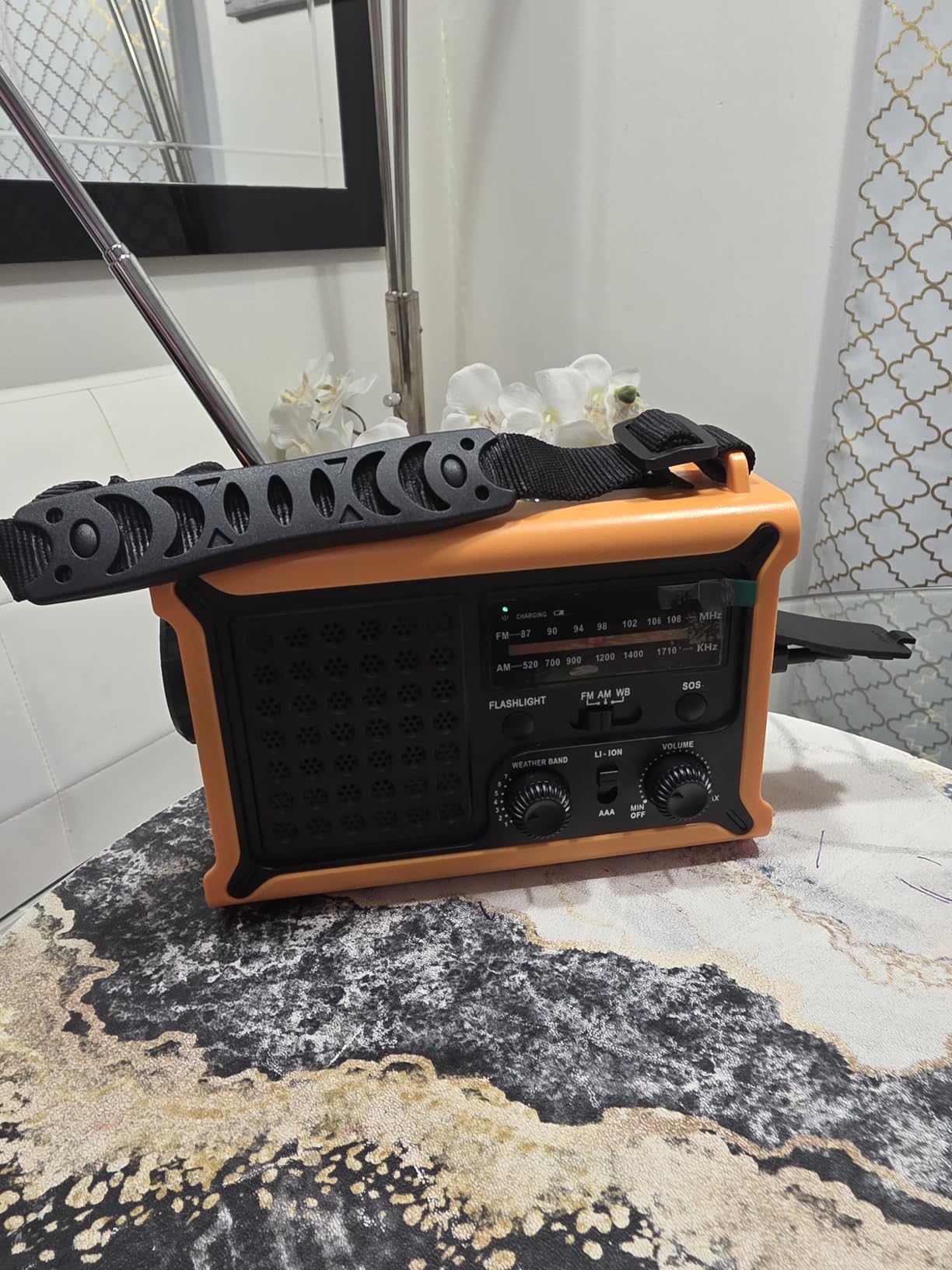 Solar Radio Emergency Hand Crank 12000mAh with Clear Signal customer photo 2