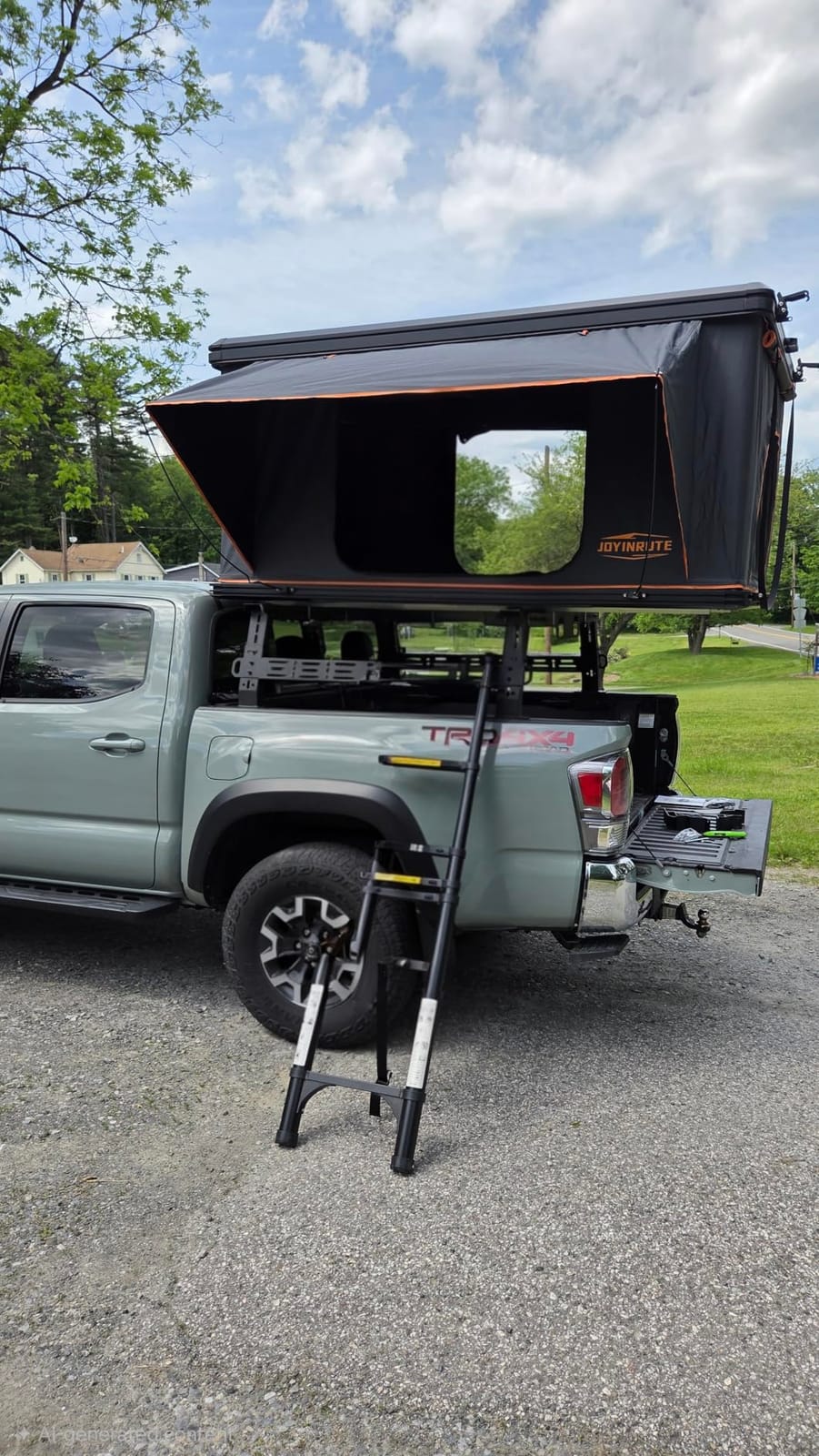 Aluminum Rooftop Tent Hard Shell,Pop Up Roof Tent Hardshell customer photo 1