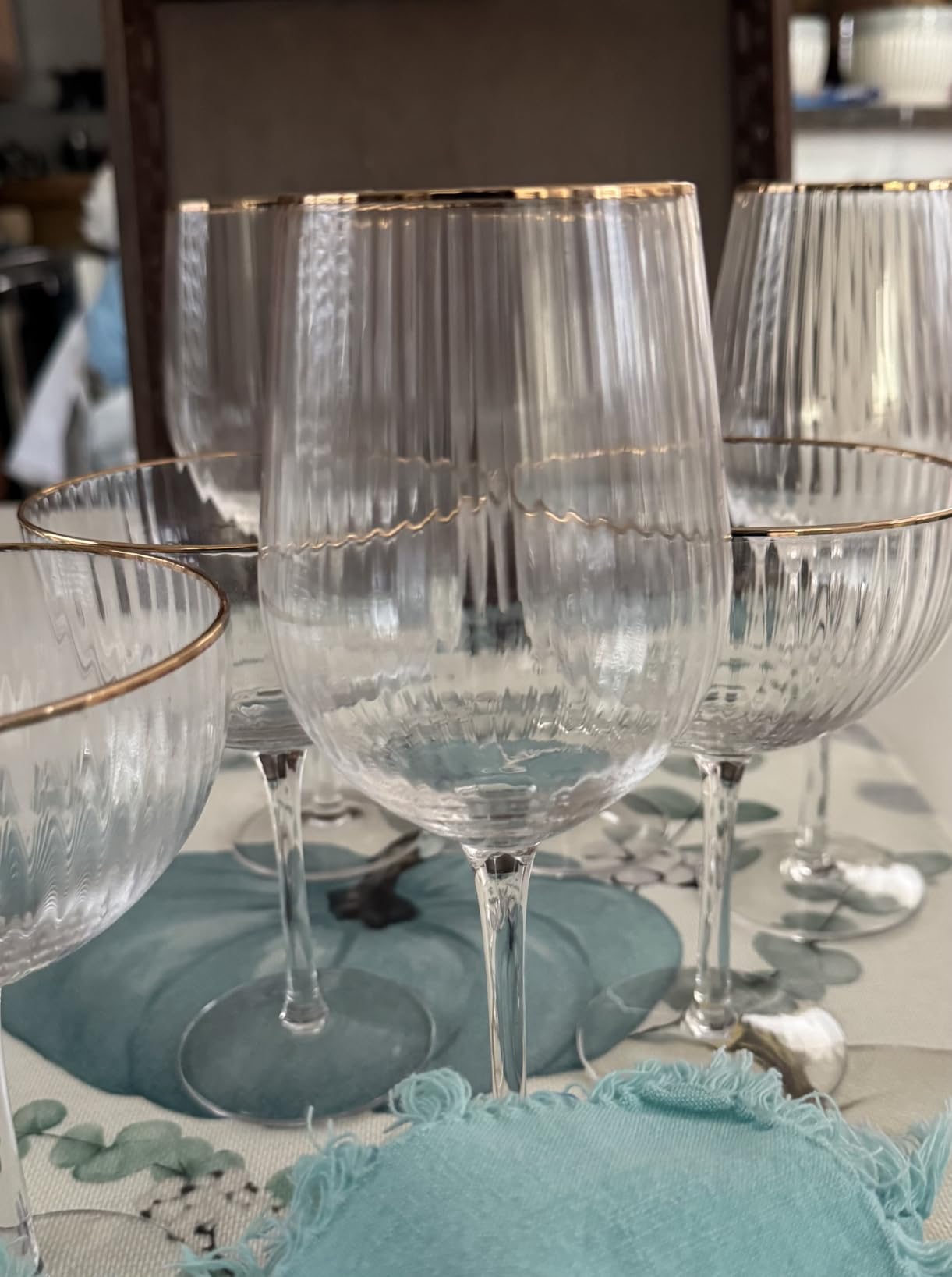 Royalrose Premium Cheerfull 14.2 oz Gold Rim Wine Glasses Set of 4 | Hand-Blown Gold Rim Wine Glasses, Fluted Design, Elegant Gift Packaging, Perfect for Special Occasions customer photo 1