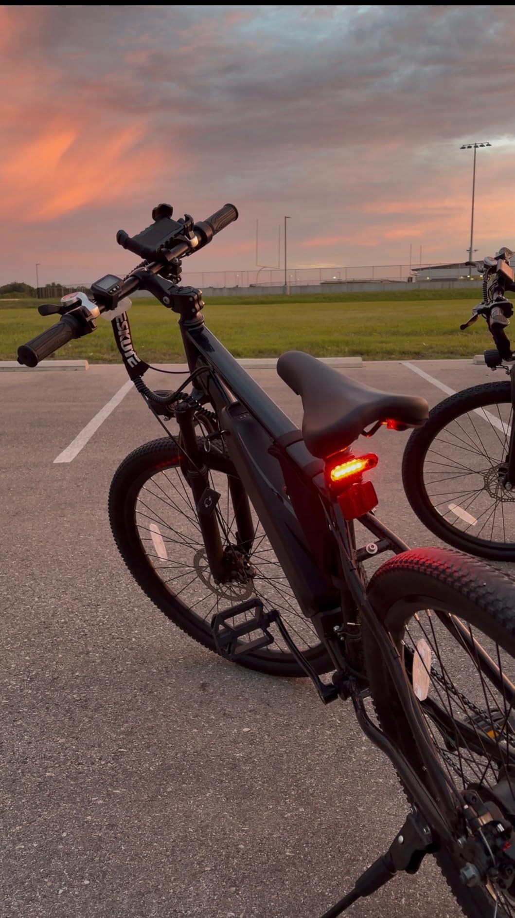 M200 Electric Bike for Adults – 21-Speed Gear 27.5
