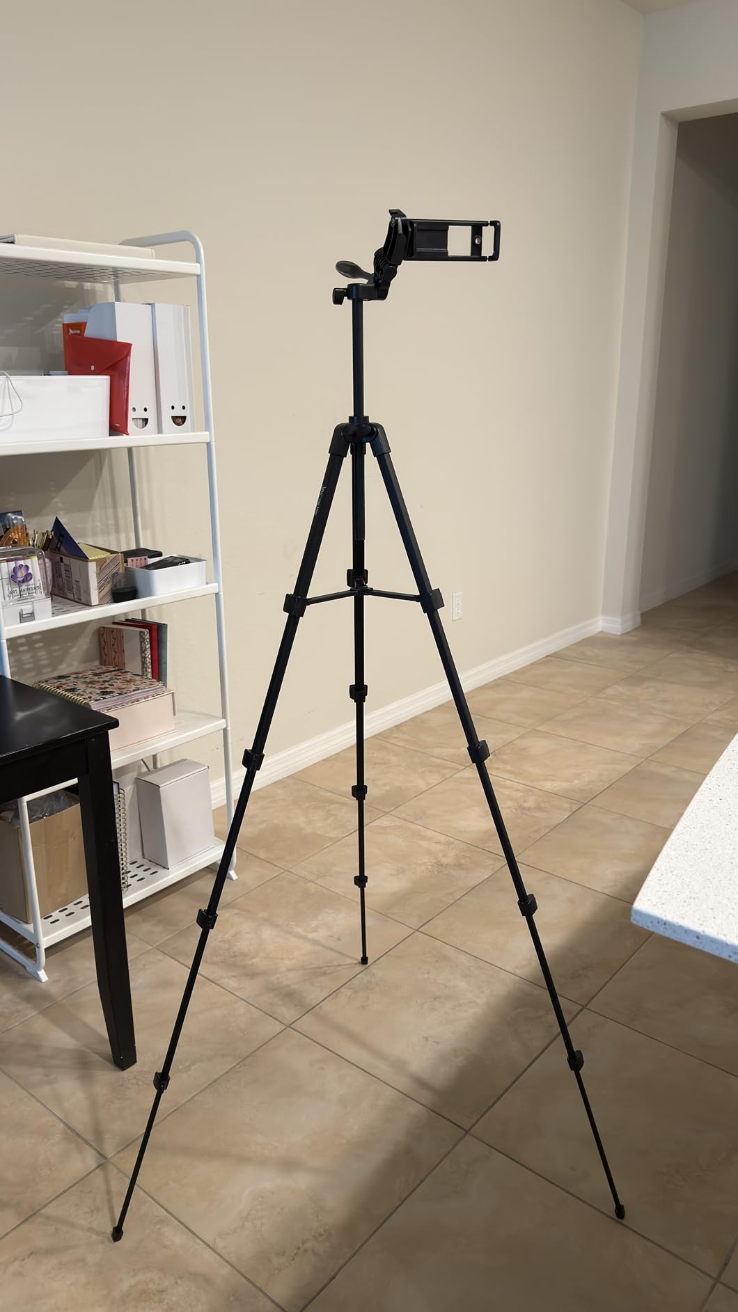 Laser Level with 50” Tripod, 360° Self Leveling Cross Line Laser Level, Green Beam Horizontal and Vertical Line leveler Tool for Hanging Pictures, Home Renovation with 4 AA Batteries & Carry Pouch customer photo 2