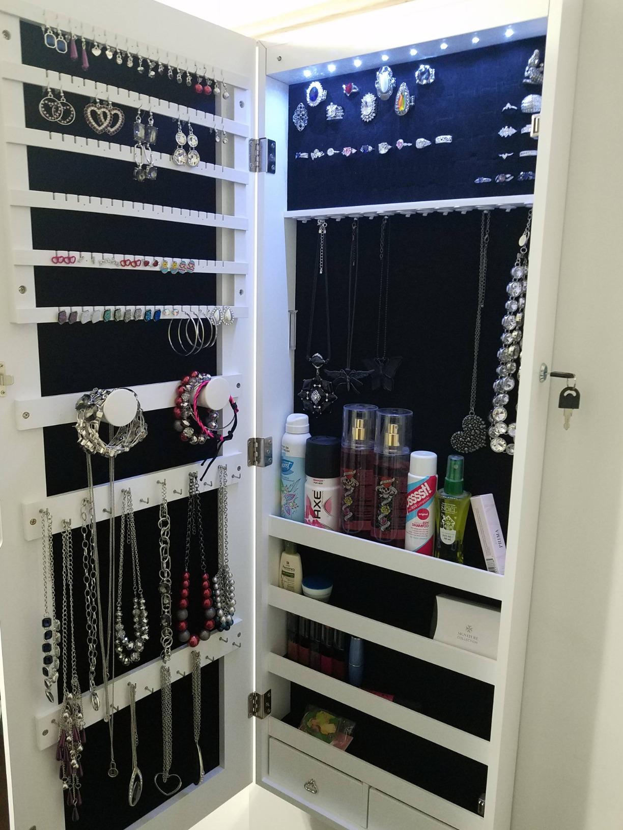 Nicetree Hanging Jewelry Cabinet, Jewelry Organizers and Storage, White customer photo 2