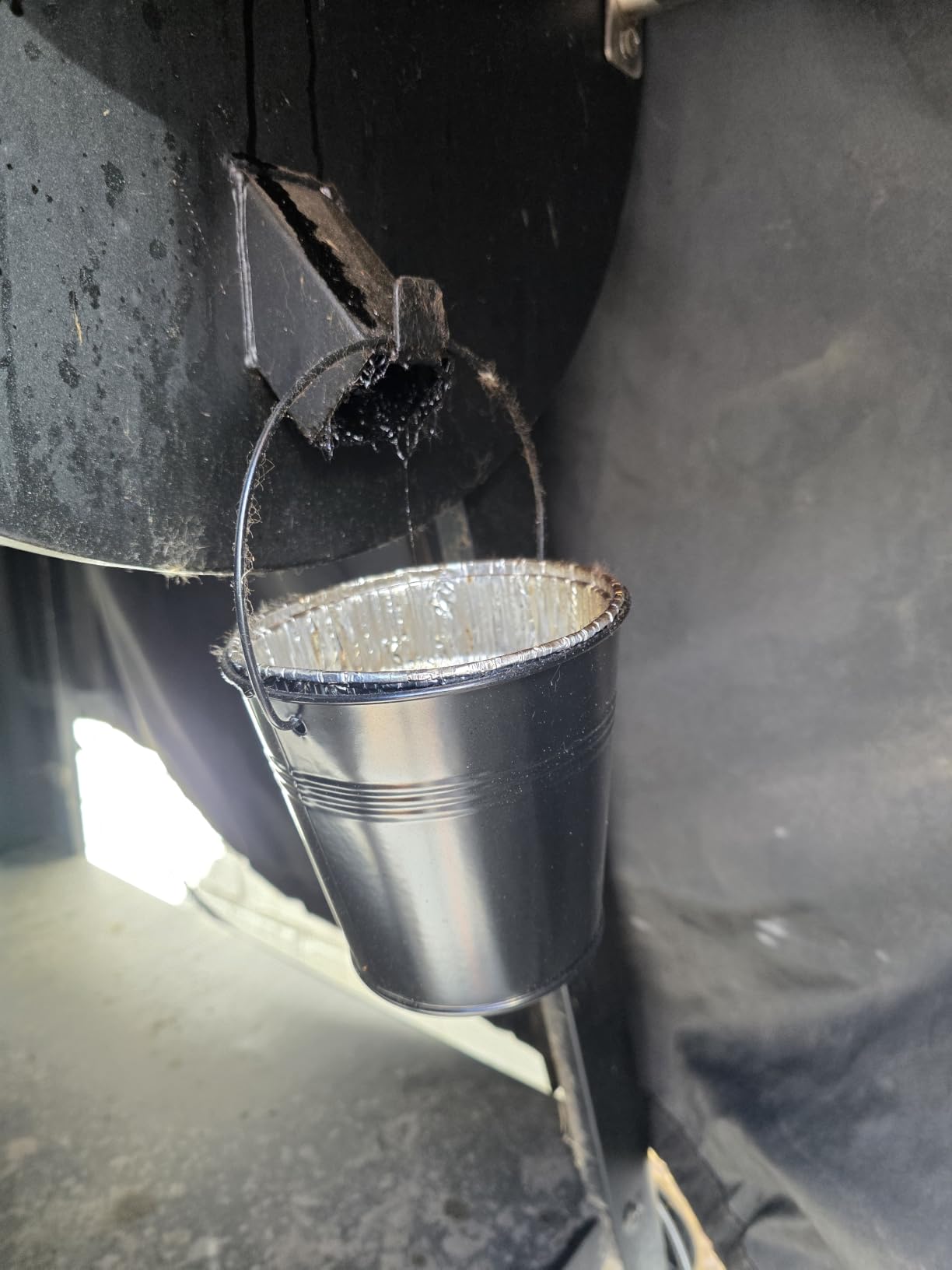 Grease Bucket for Pellet Grill with 20 Grease Bucket Liner fits Traeger Grease Bucket Liner - Replacement Traeger Drip Bucket for Pellet Grill Smoker Grease Bucket, Compatible with Pro Series 575/780 customer photo 2