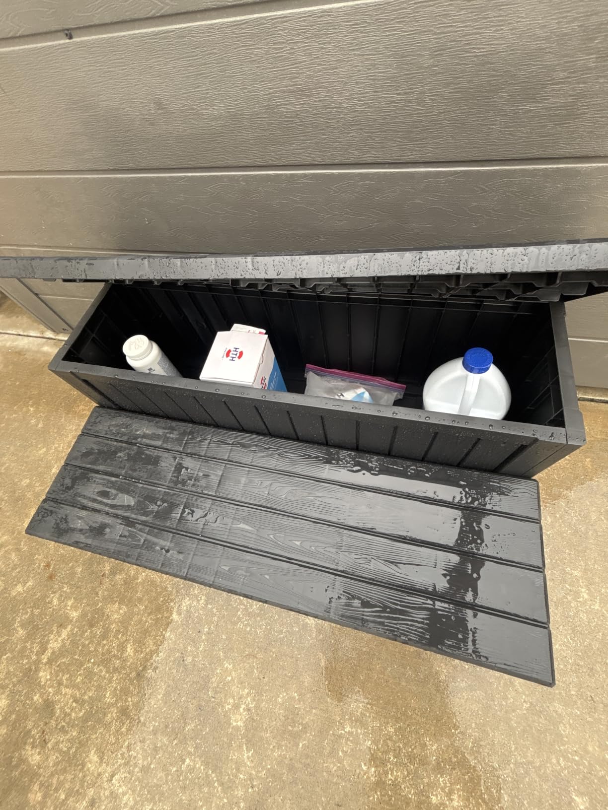 36.6” Hot Tub Steps with Storage, 780 lbs Load Capacity, Black customer photo 1