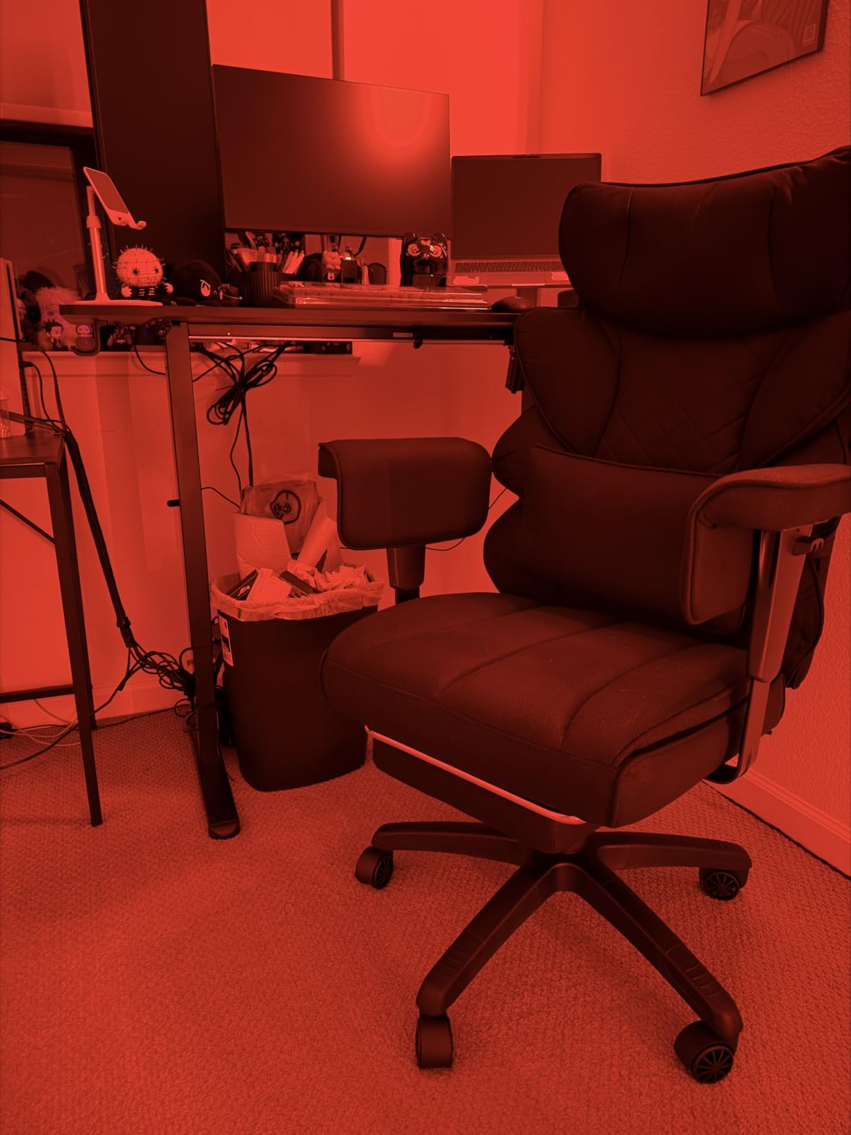 Dowinx Big and Tall Office Chair with Pocket Spring Cushion,High Back Computer Gaming Chairs with Adjustable Armrests,Executive Desk Chairs with Lumbar Support and Footrest,PU-Black customer photo 1