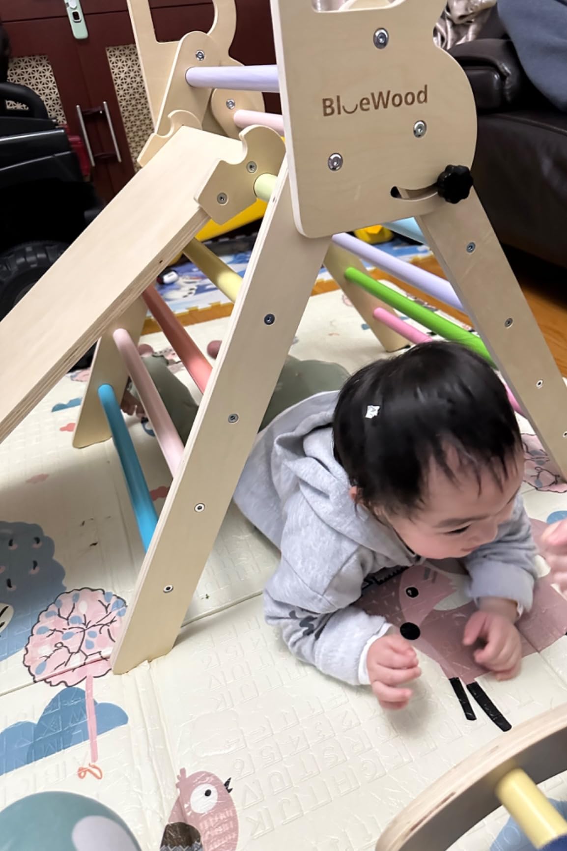 BlueWood Pikler Triangle Set, Toddler Climbing Toys Indoor 7in1 Foldable customer photo 1