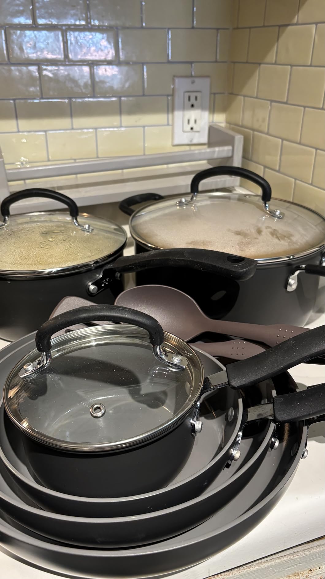 T-Fal Ultimate Hard Anodized 12-Piece Ceramic Nonstick Cookware Set, Oven Safe Up to 400°F, Ceramic Pots and Pans Set, Frying Pans, Saucepan, Stockpot, Cooking Utensils, Stone customer photo 1