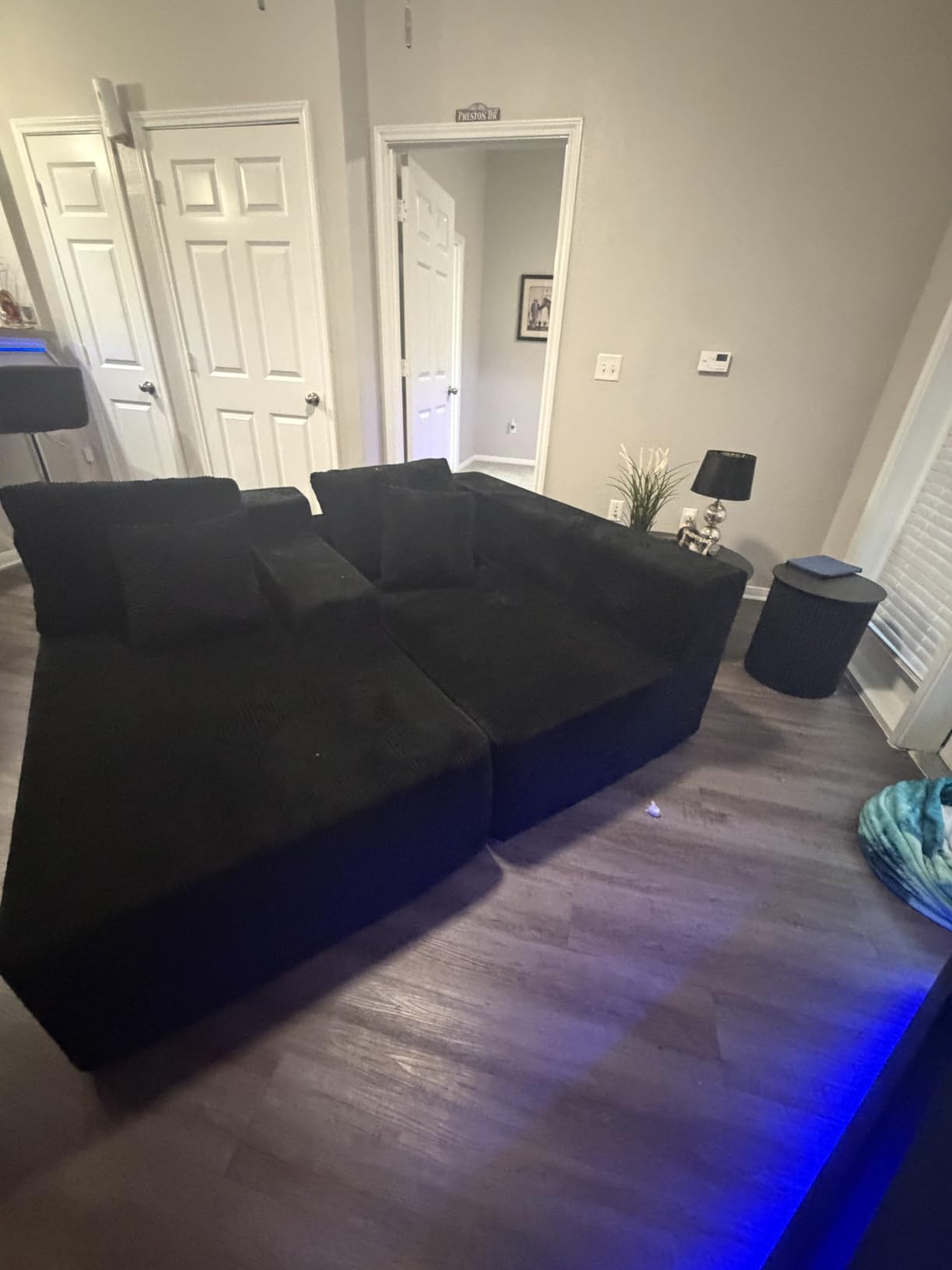 GRUSIGN Cloud Sectional Boneless Couches for Living Room, Modular L Shaped Couch with Deep Seat Oversized Right Facing Chaise, Memory Foam Compressed Spineless 3 Seater Sofa for Apartment, Black customer photo 2