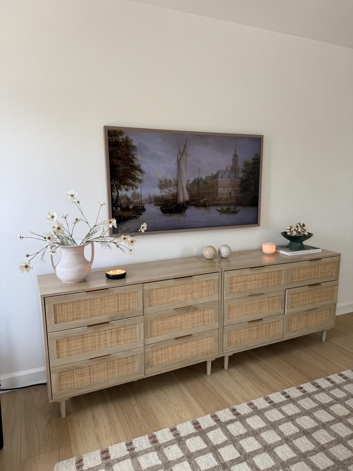 Hisense 65“ Hi-QLED S7 CanvasTV Series 4K UHD Google Smart Art TV (65S7SG, 2026 New) - 144Hz, Art Mode, Anti-Glare Panel, Dolby Vision HDR, Hi-Matte Display, Frame & UltraSlim Wall Mount Included customer photo 2