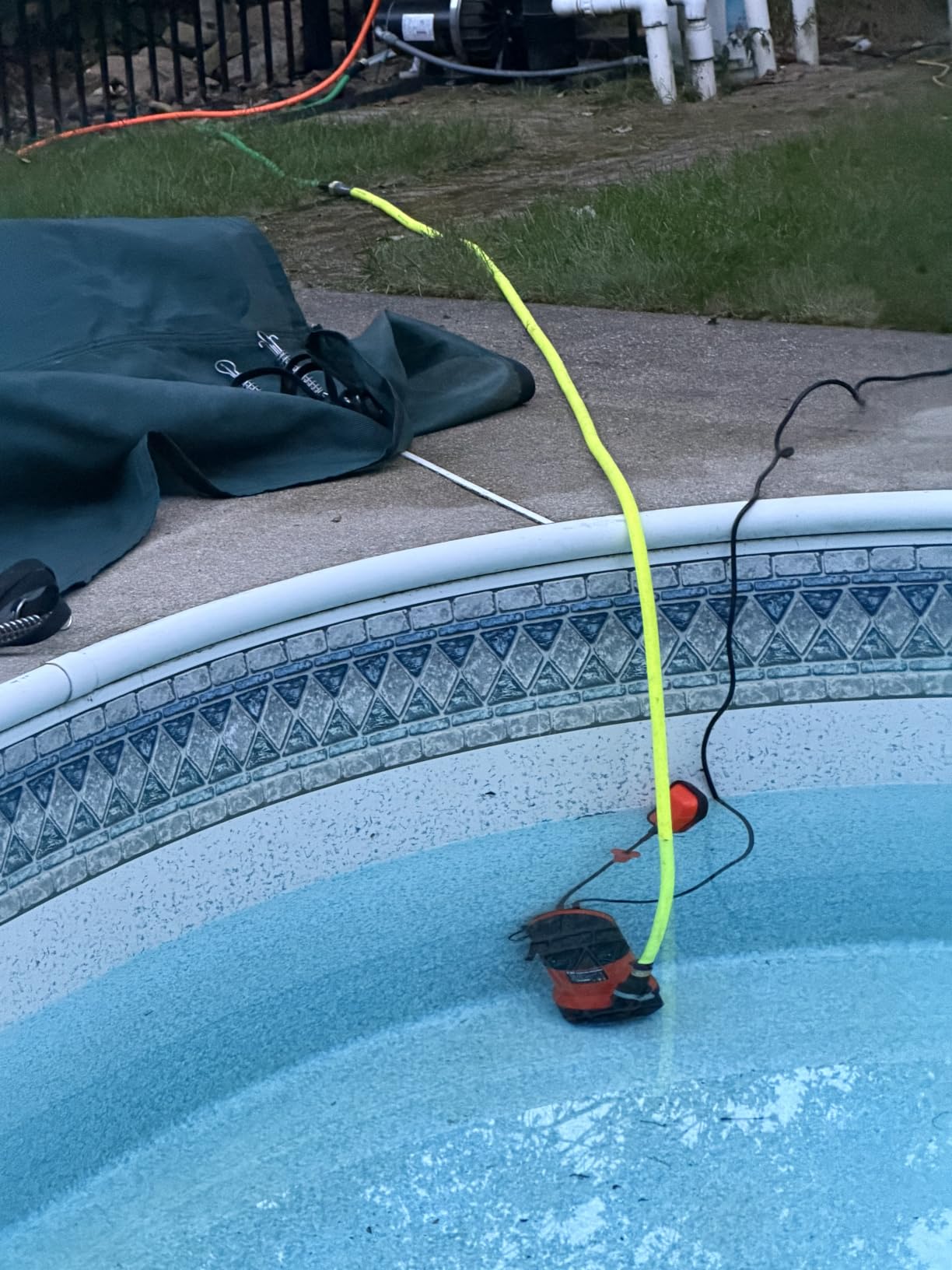 Prostormer 1HP 3700GPH Submersible Sump Pump with Automatic Float Switch customer photo 1