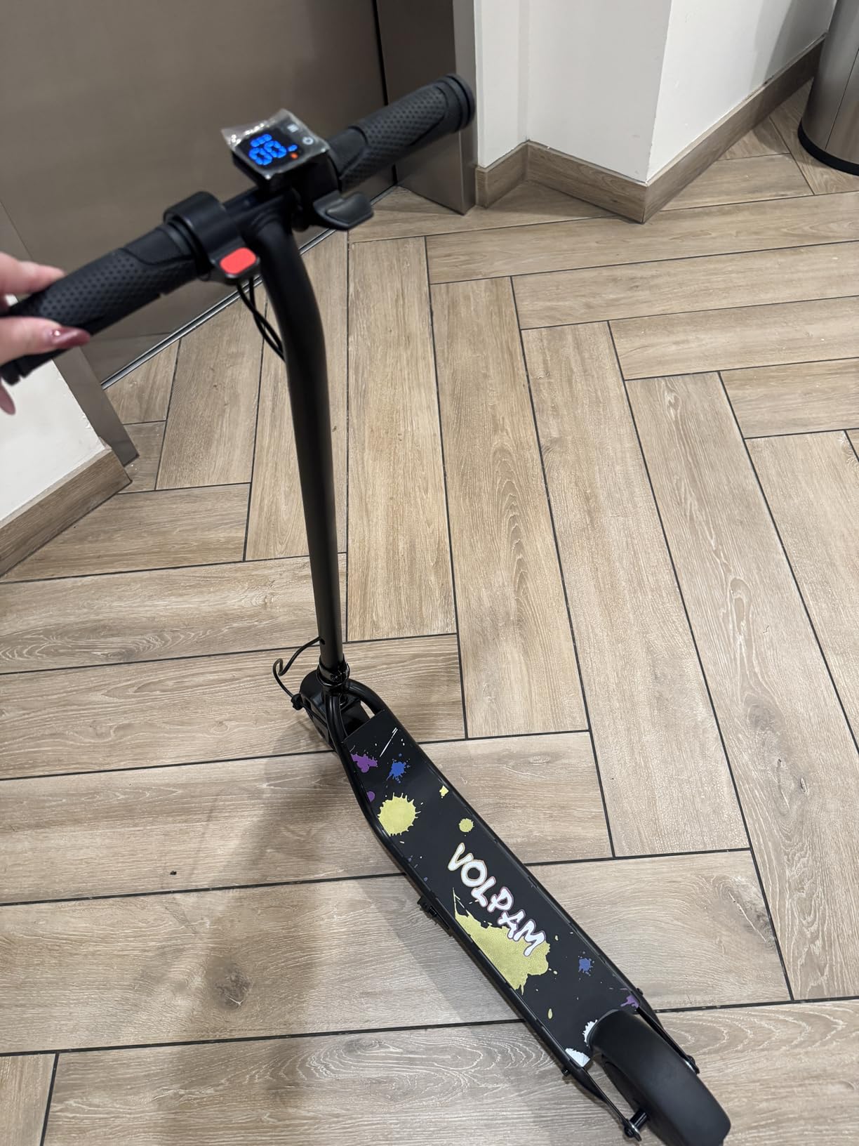 VOLPAM Electric Scooter, 350W/500W Motor, 21/28/40 Miles Long Range customer photo 1