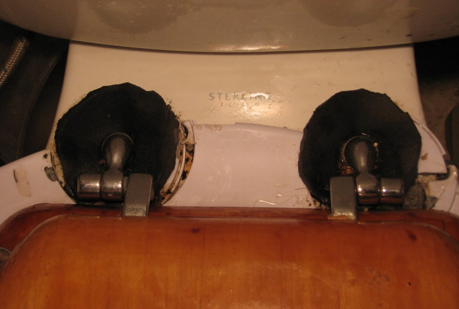 CLEAR REAR Bidet Attachment for Toilet Seat - Non-Electric with Self Cleaning Dual Nozzles, Leak Proof Connectors, Adjustable Water Spray, Rear & Feminine Wash - Hygienic Bathroom Upgrades customer photo 2