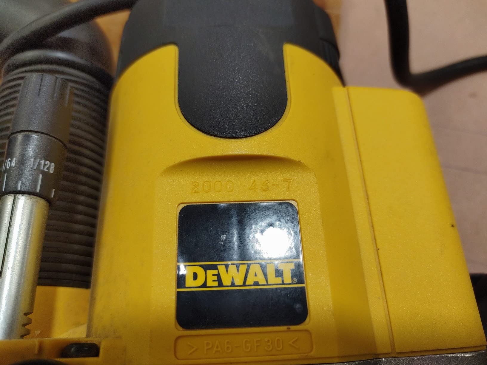 DEWALT Router, Plunge Base, 10-Amp, 2 HP (DW621) customer photo 1